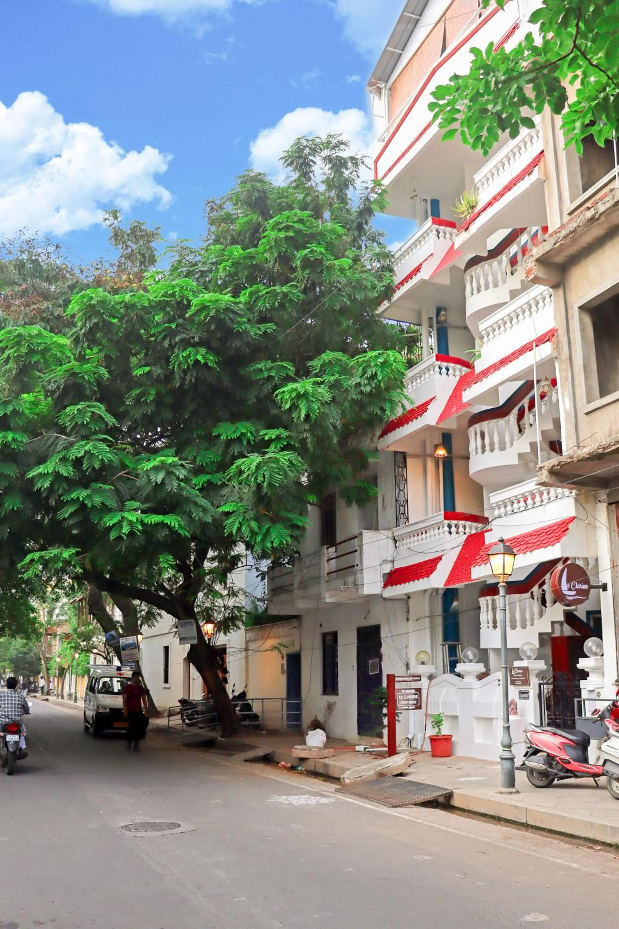 Property building in Le Clarisse Guest House