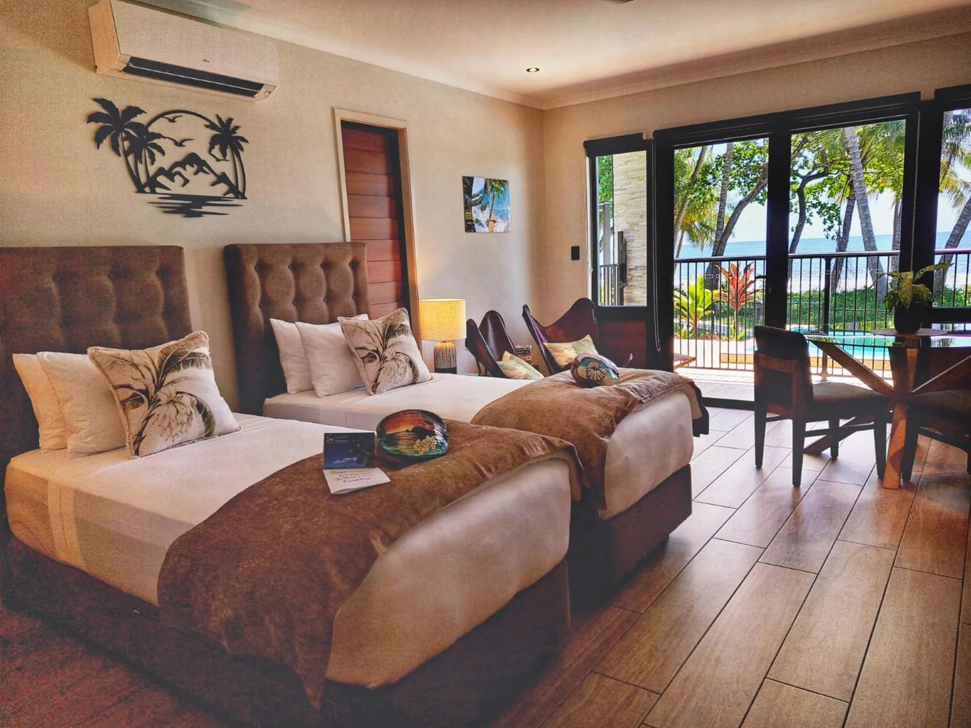 Bed in Seadreams Mission Beach