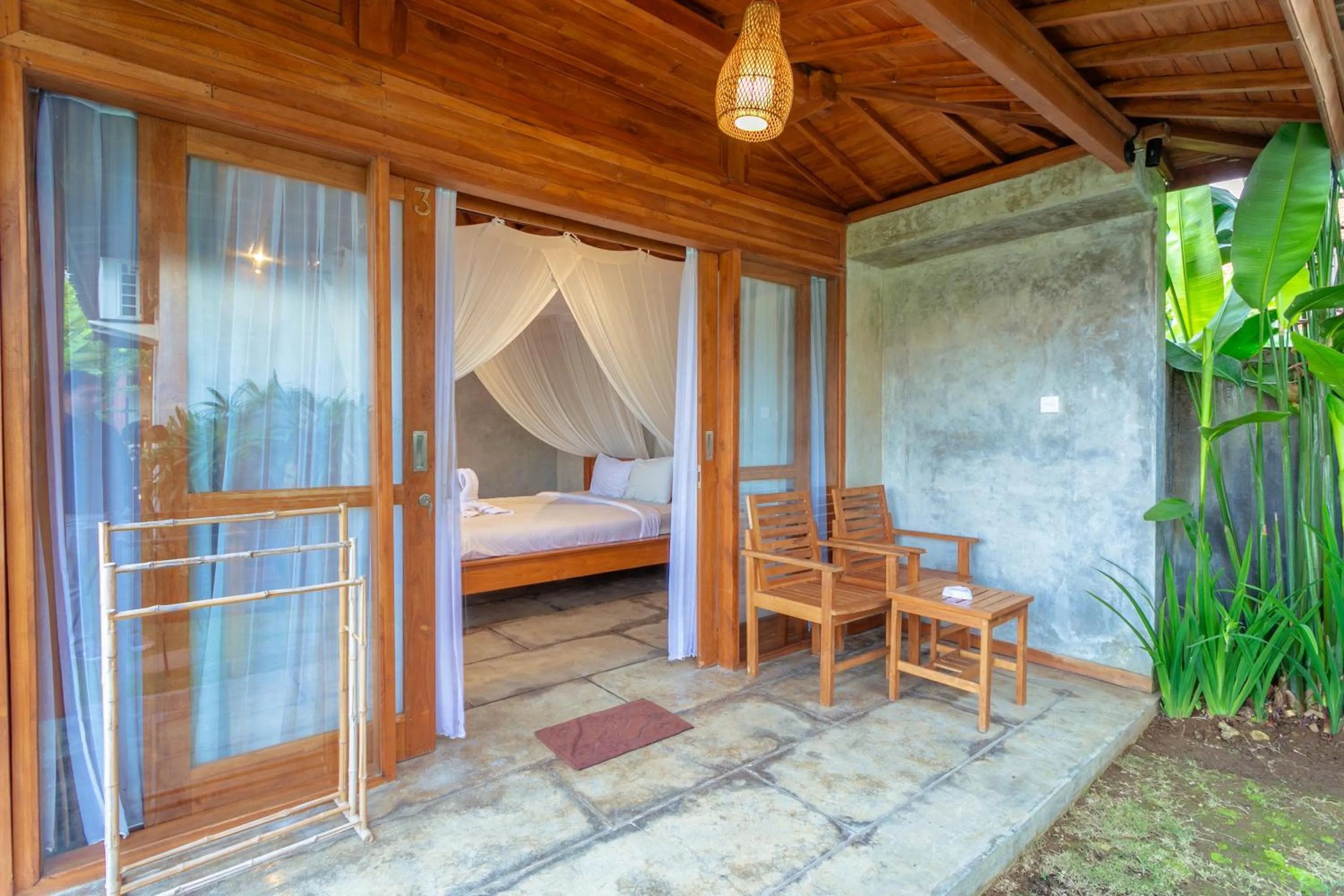 Balcony/Terrace in Kubu D'Carik Villa & Bungalow by ecommerceloka