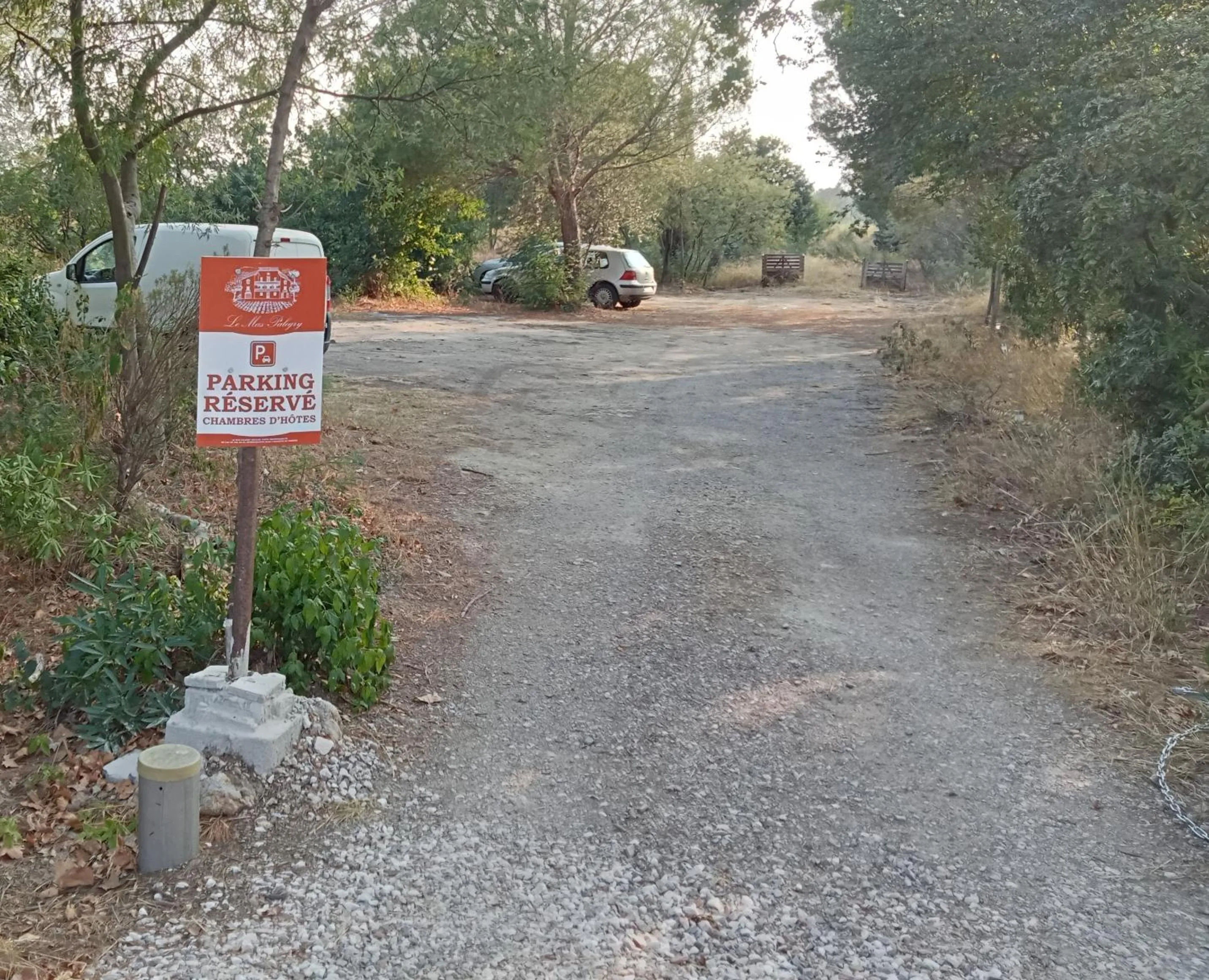 Parking in Le Mas Palegry Chambres d'hôtes Perpignan