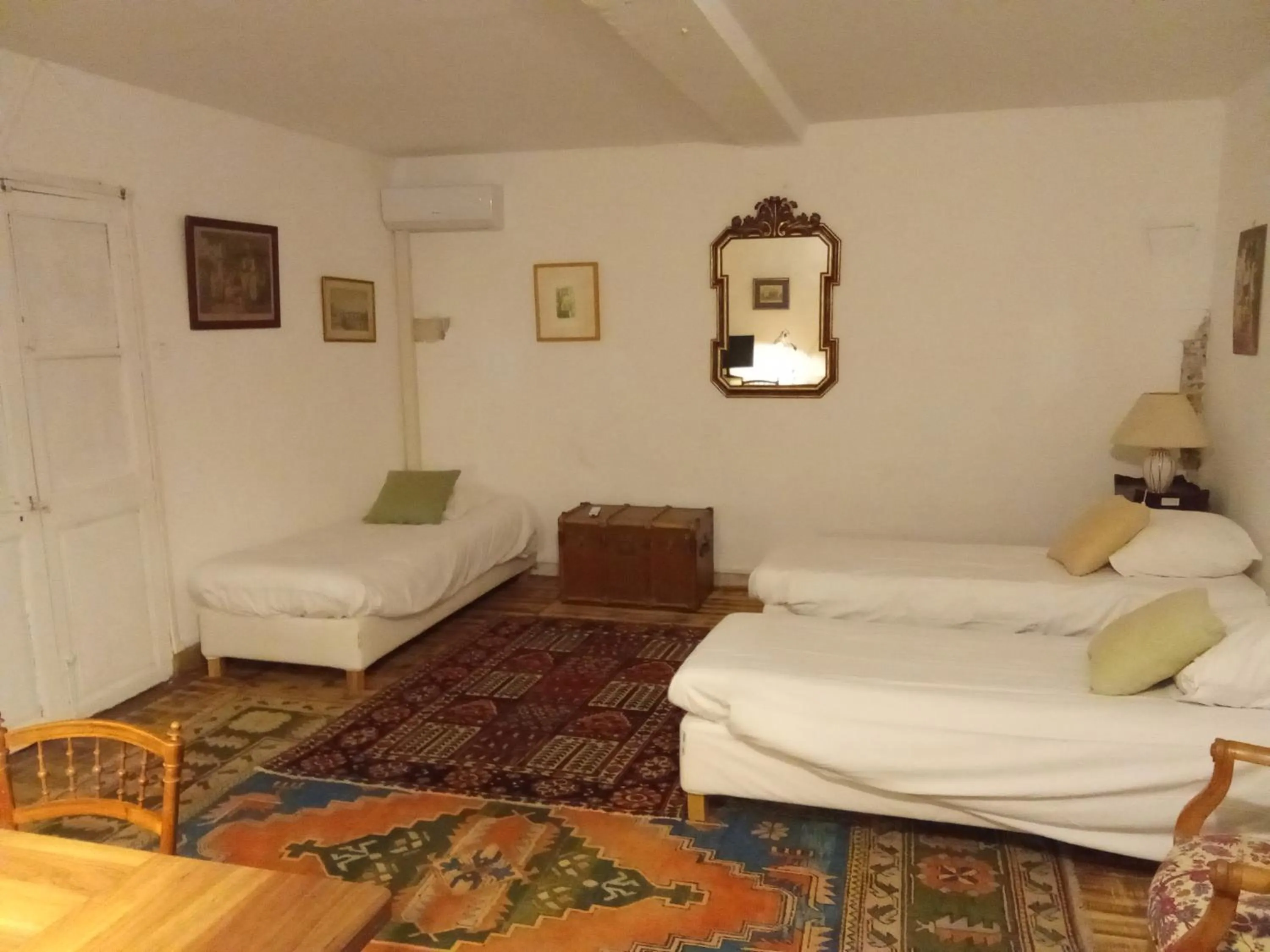 Photo of the whole room, Bed in Le Mas Palegry Chambres d'hôtes Perpignan