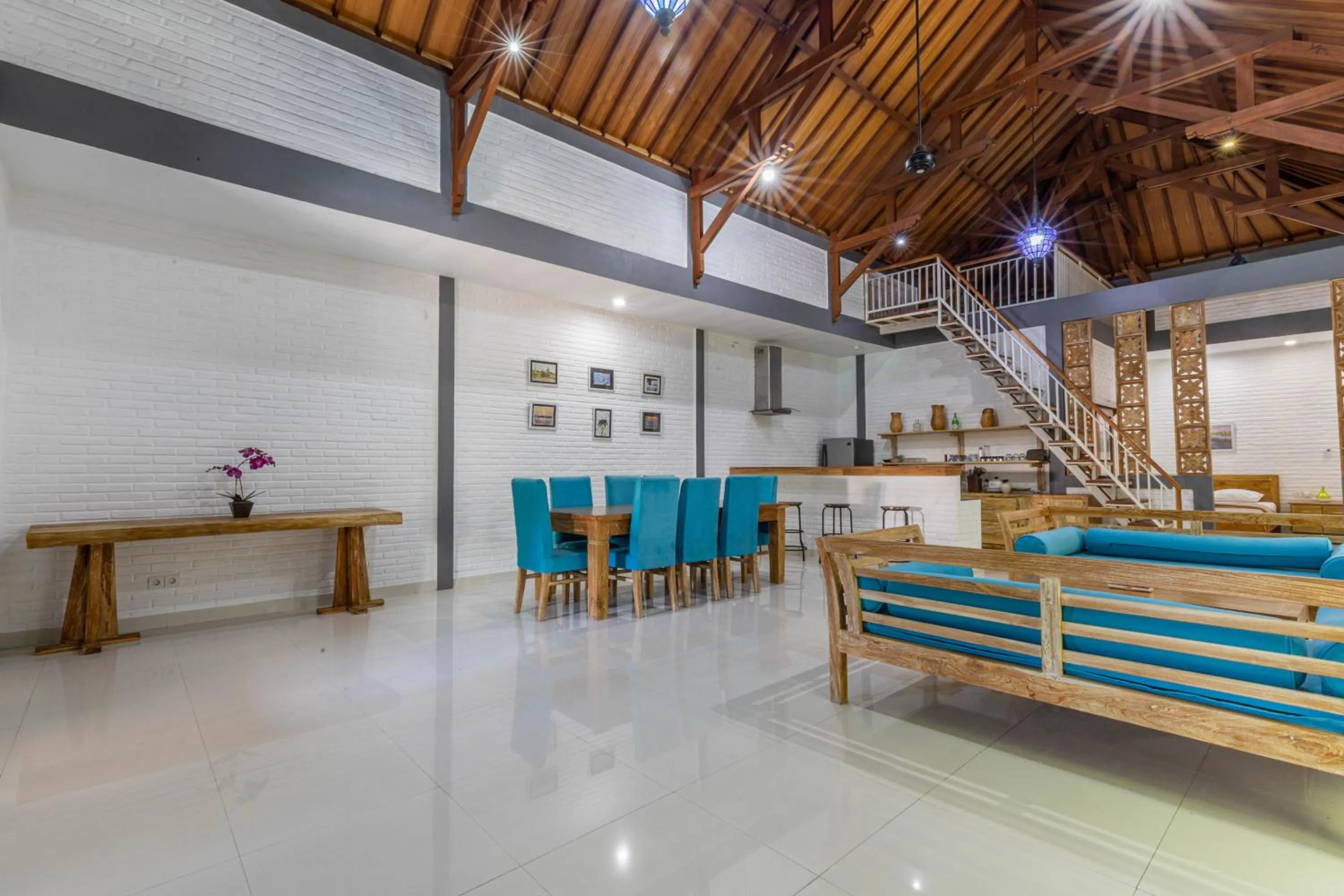 Dining area in Surf Retreat Villa Sari Bali