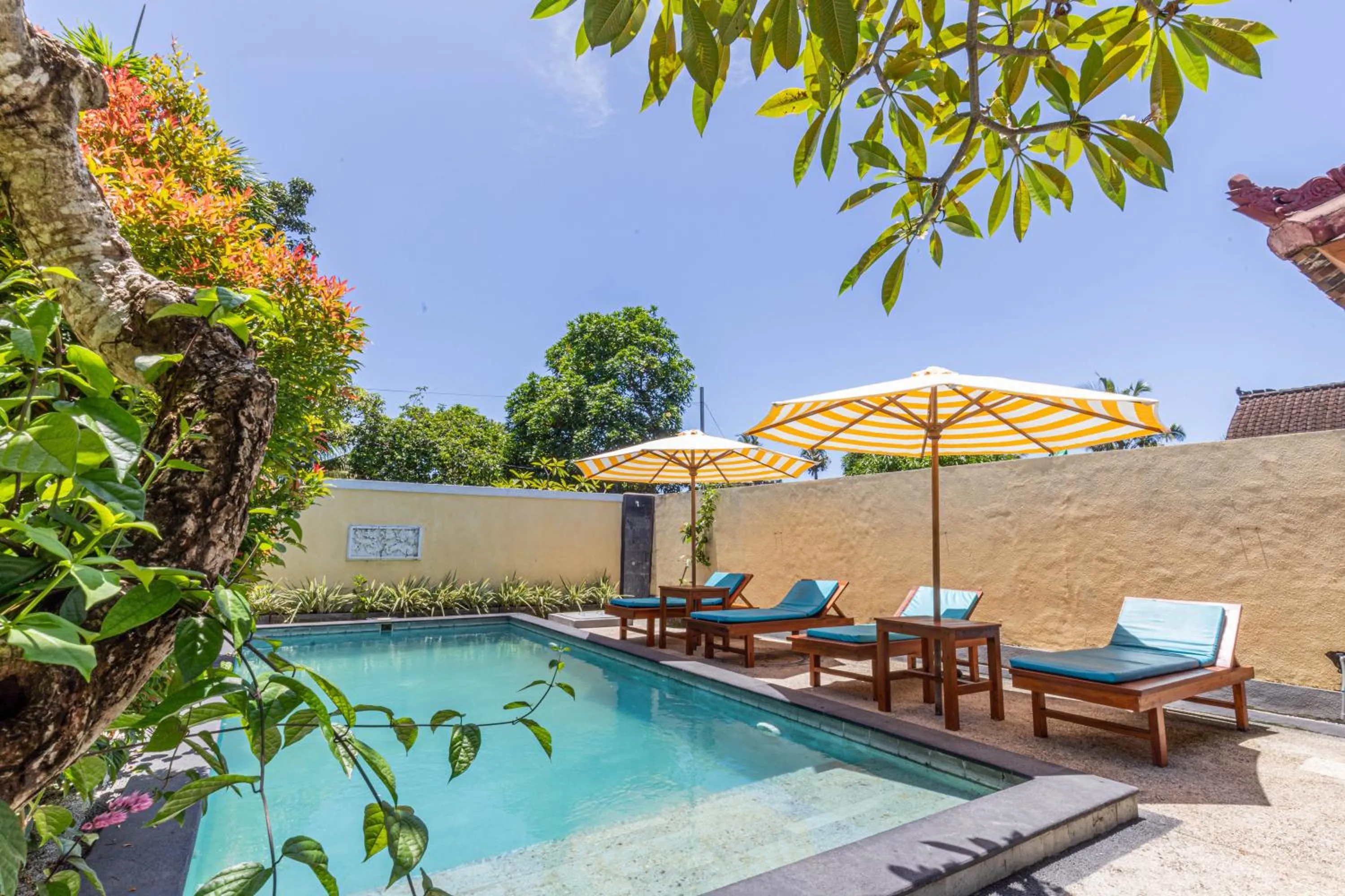 Surf Retreat Villa Sari Bali