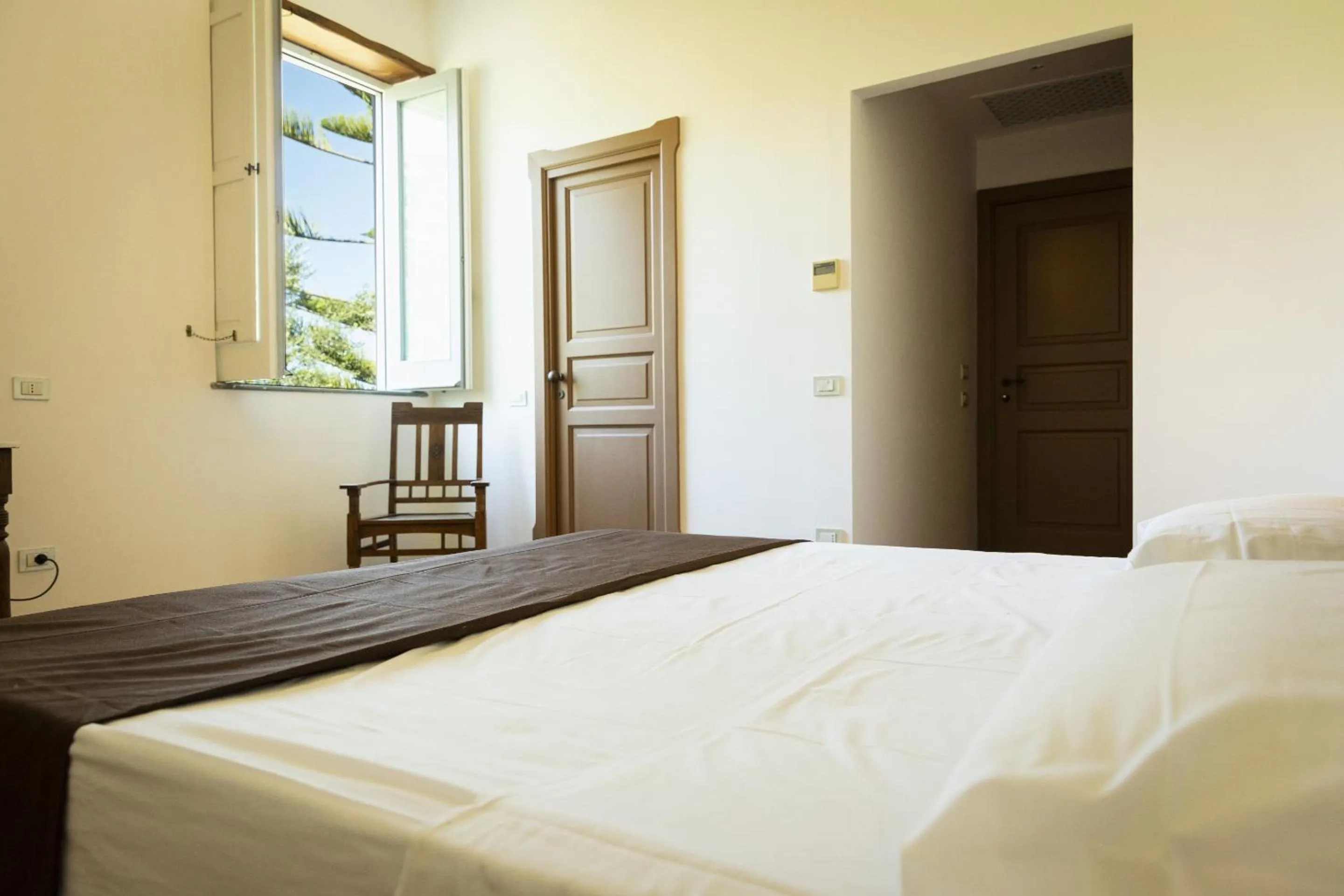 Bedroom, Bed in Villa Puolo - Sorrento