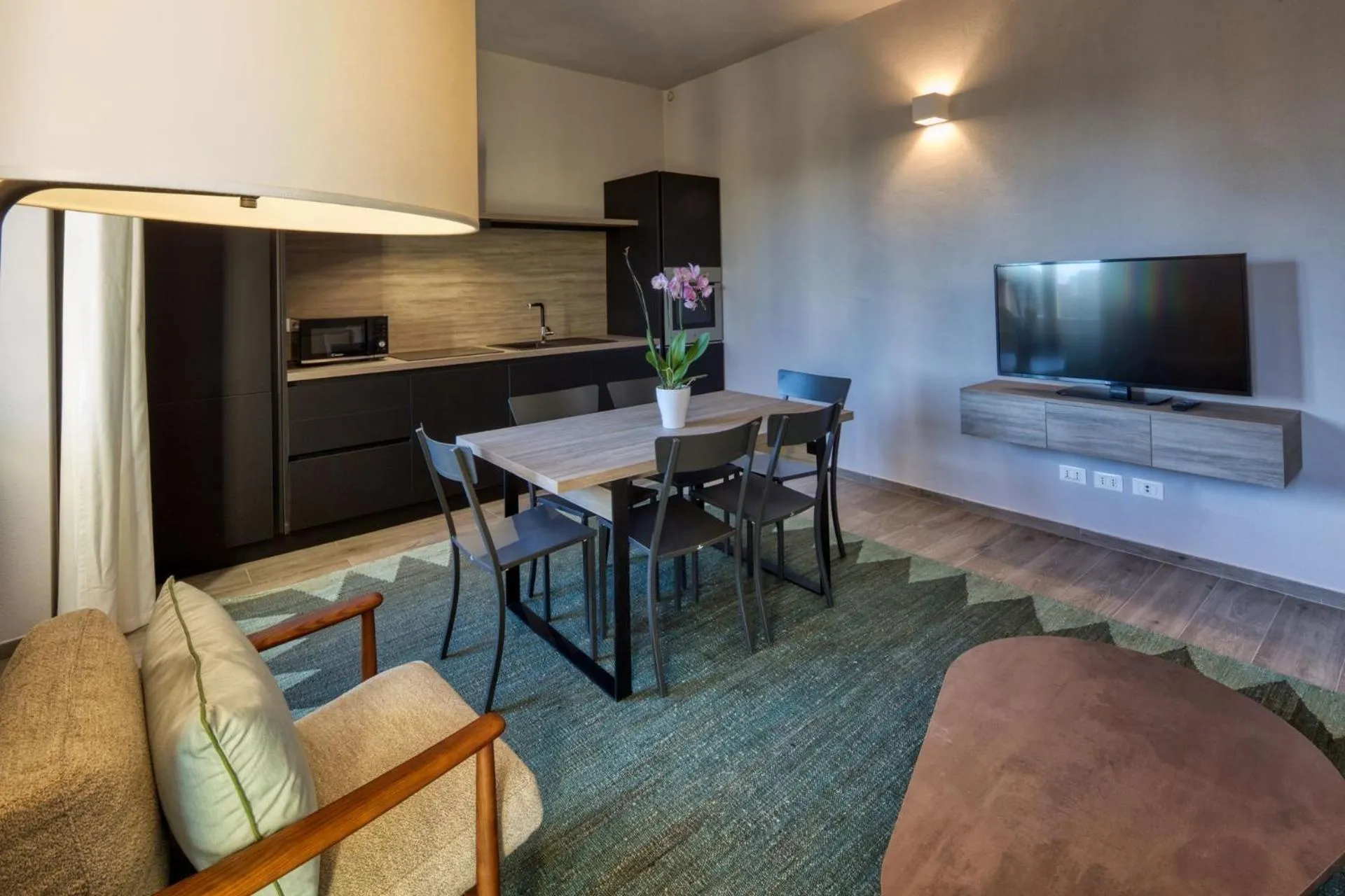 Kitchen or kitchenette in Residence Via Di Francia