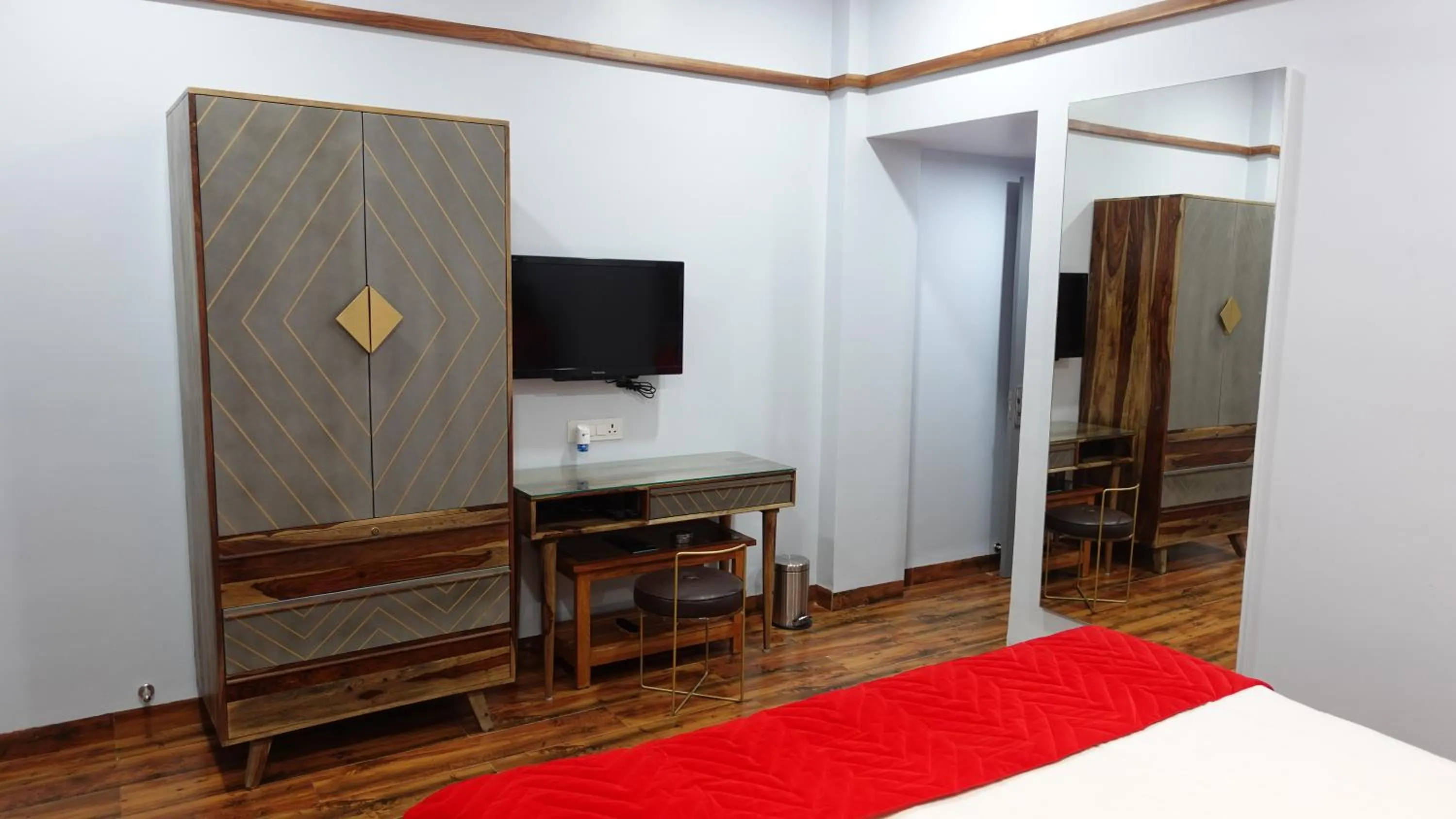 Photo of the whole room, Bed in Annandam Inn(Hotel Anand)