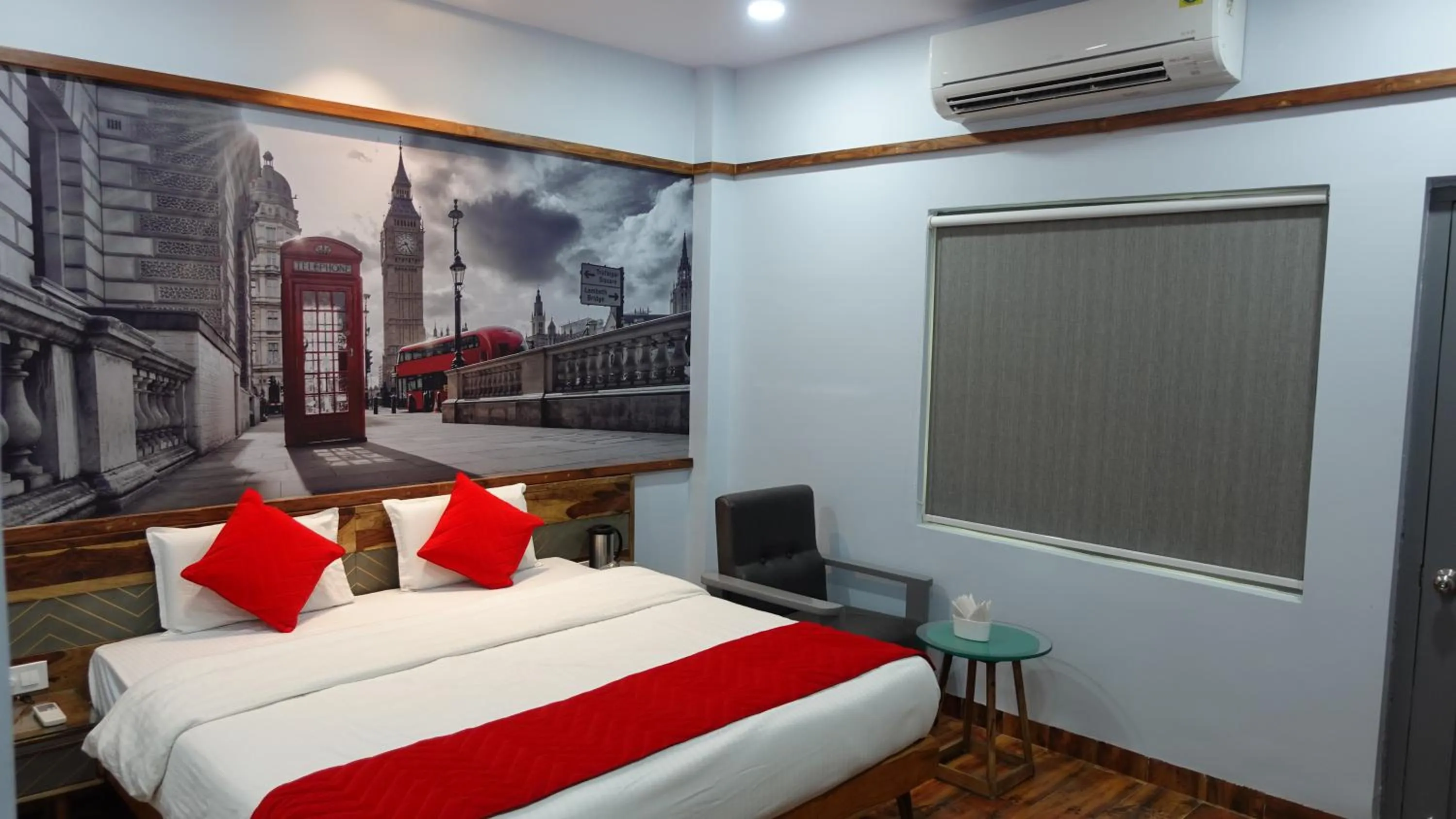 Bedroom, Bed in Annandam Inn(Hotel Anand)