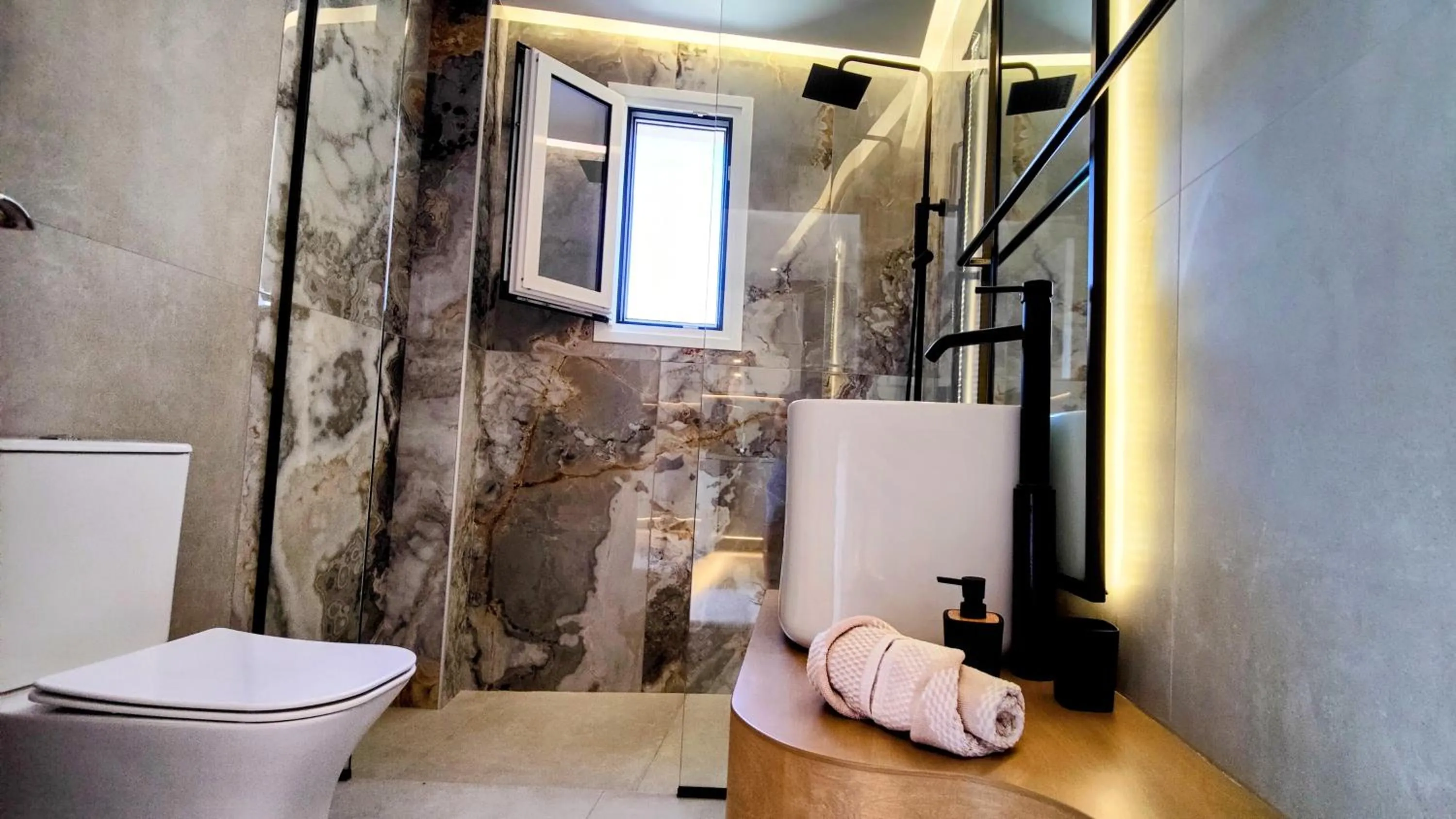 Bathroom in Aelia Apartments
