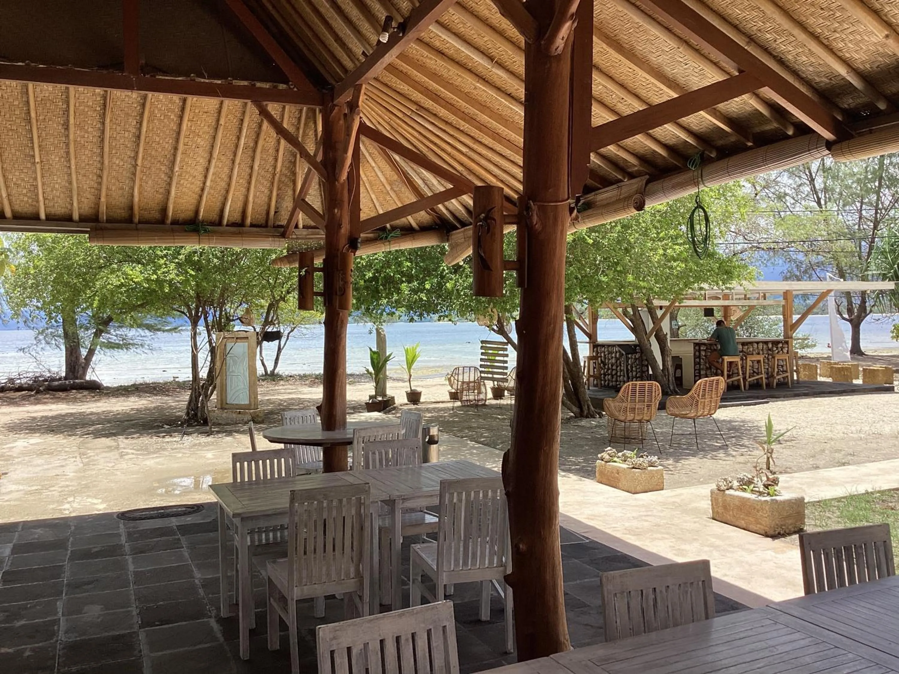 Juliantos by the sea