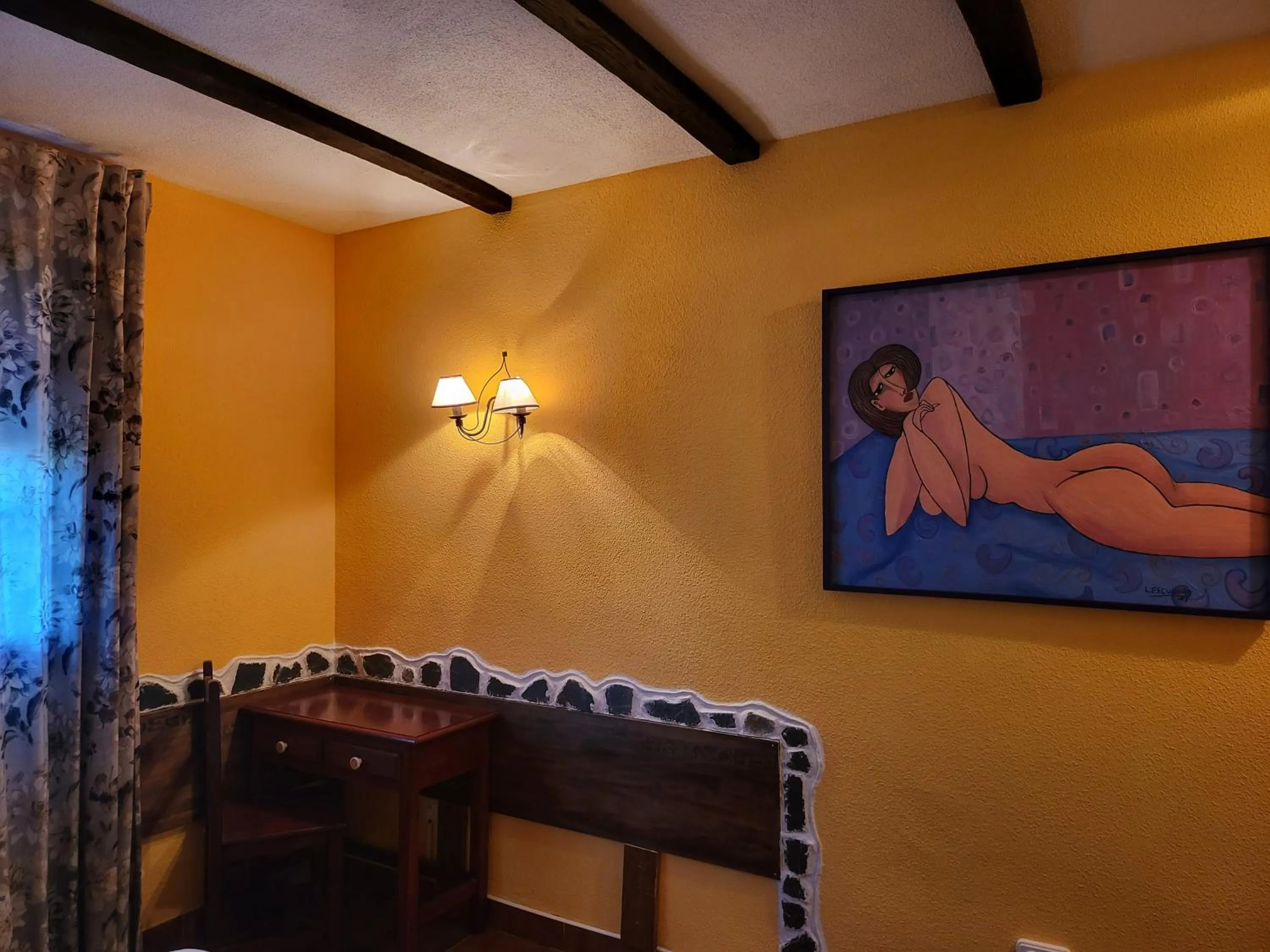 Photo of the whole room in Hotel rural LA CASONA DE TAMAYA