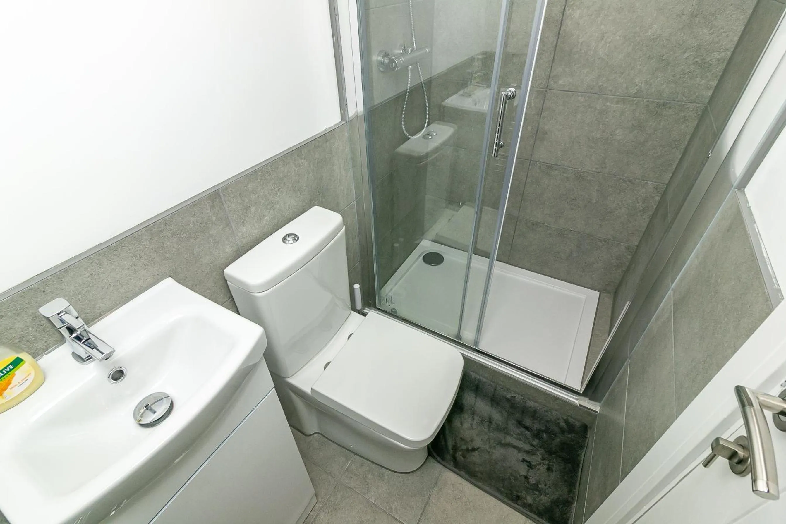 Bathroom in King Pin Corner