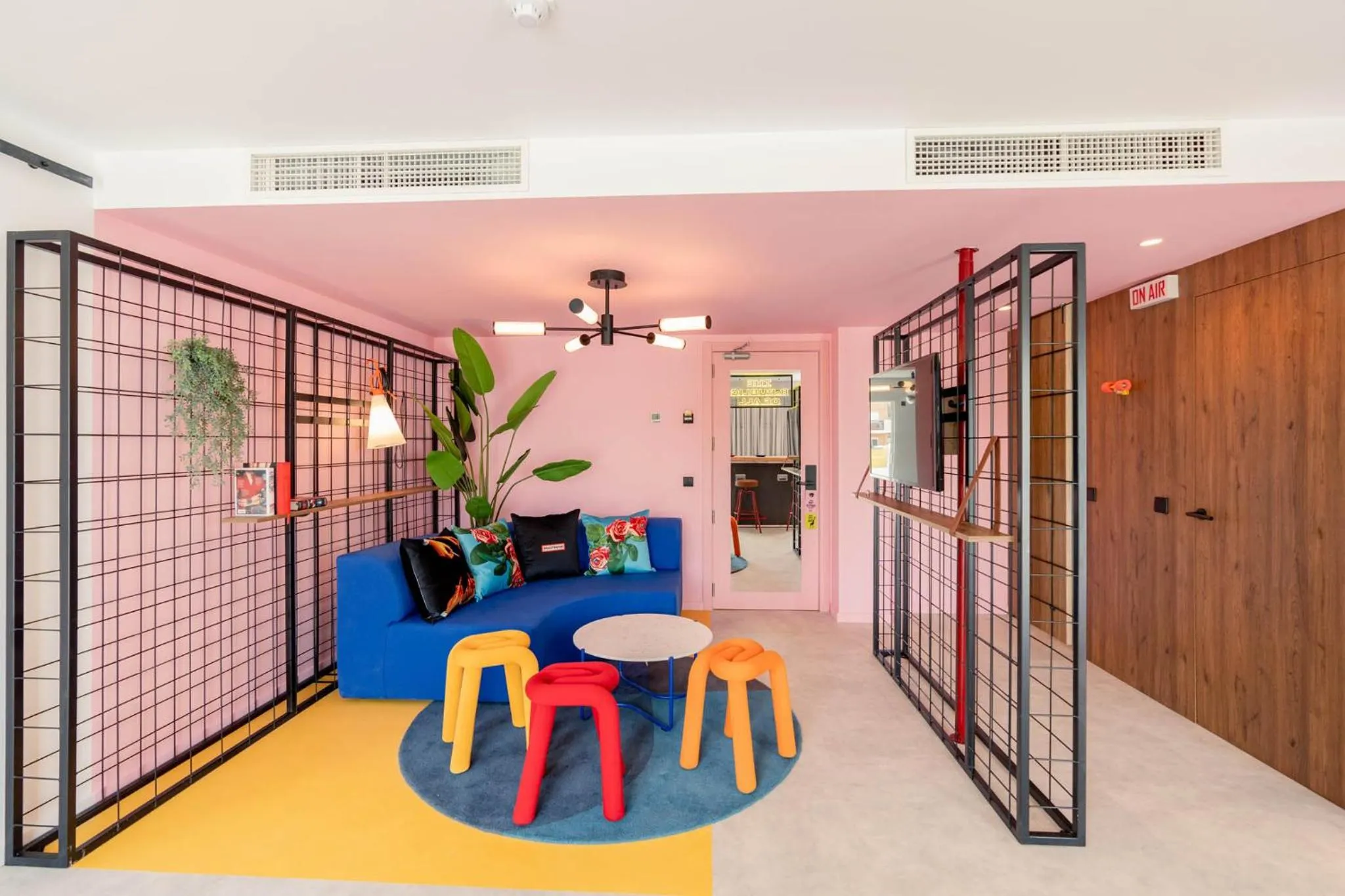 Seating area in Ryans Lolas - Adults Only