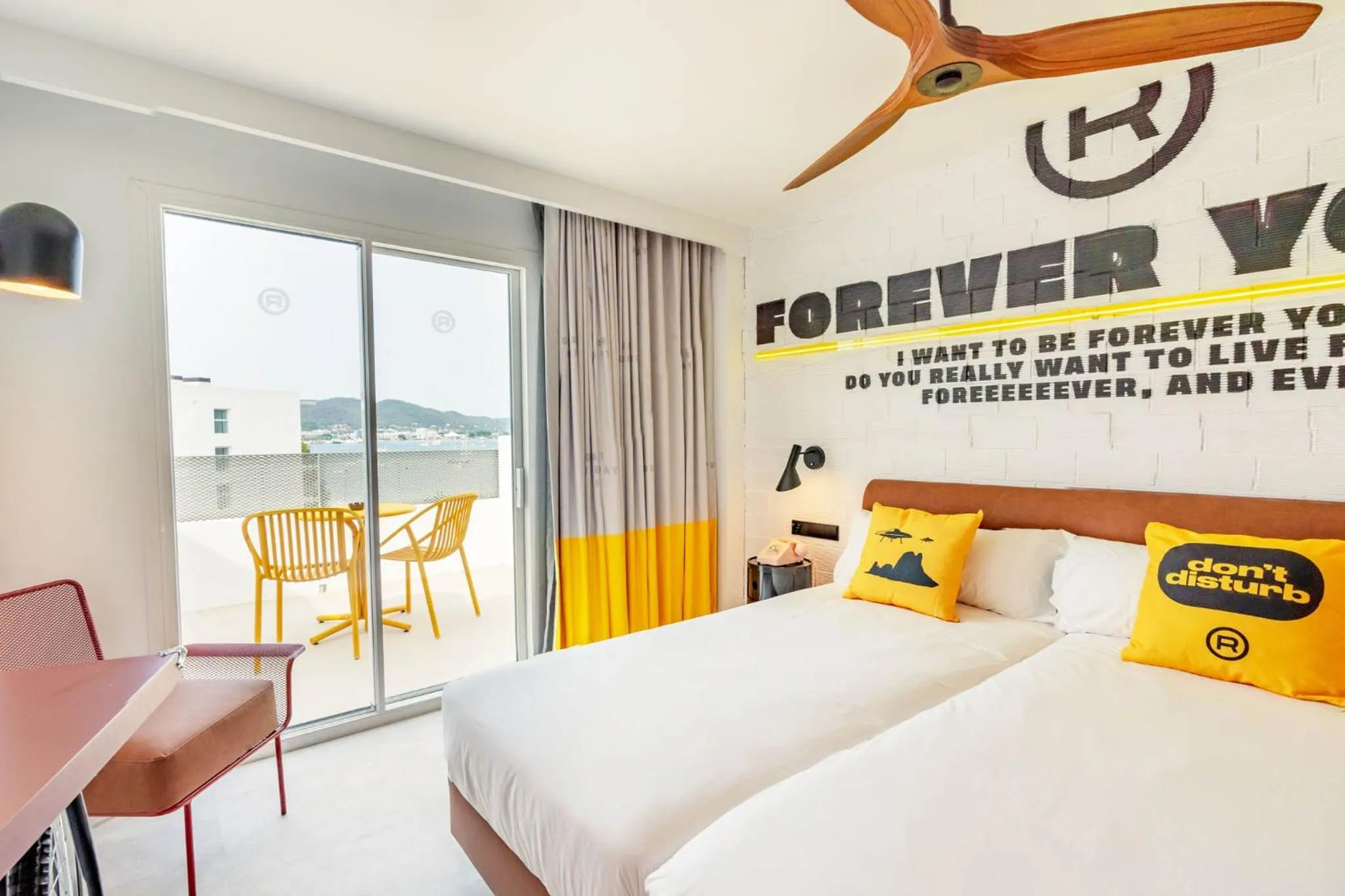 Decorative detail, Bed in Ryans Lolas - Adults Only