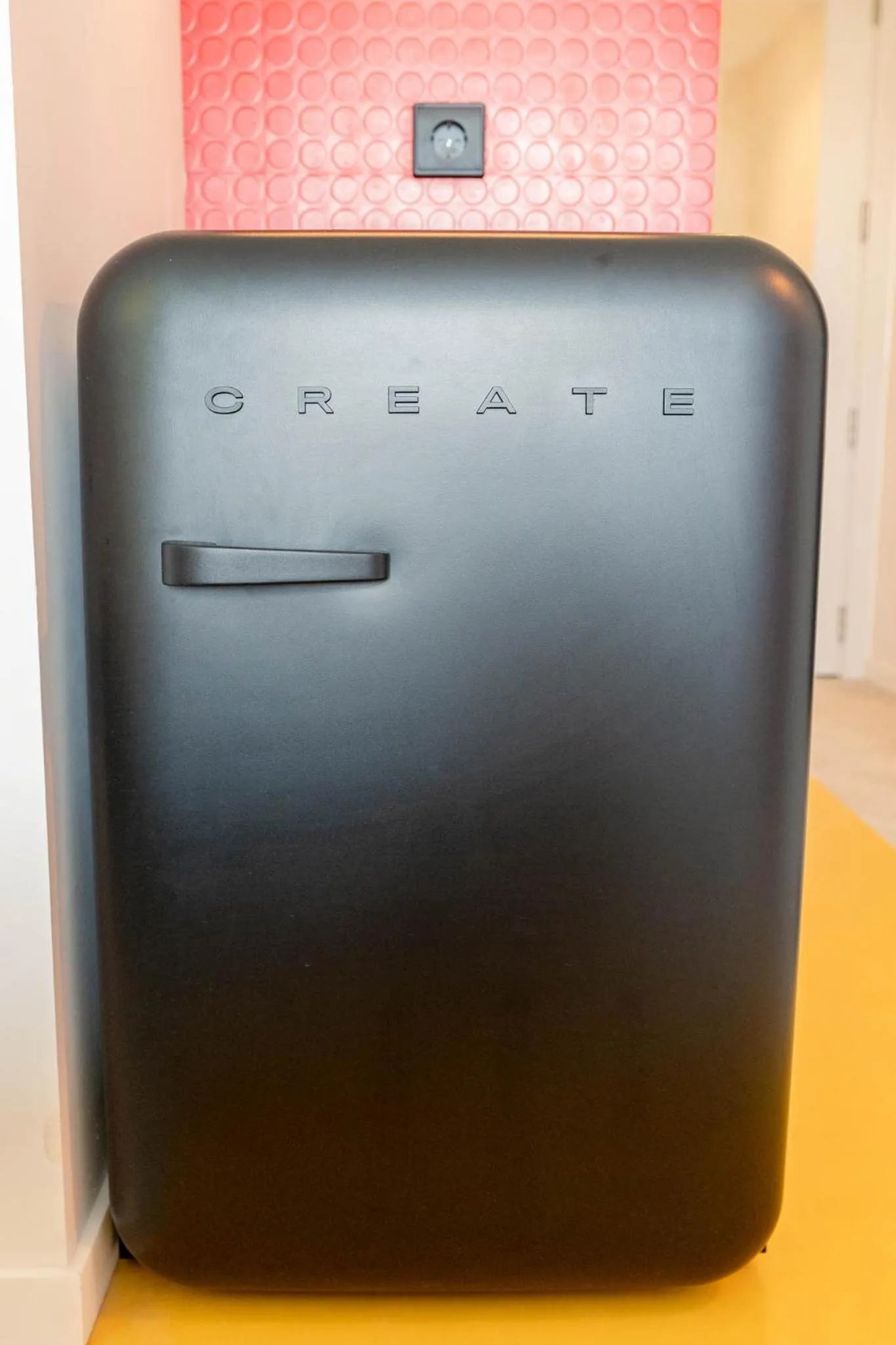 Decorative detail in Ryans Lolas - Adults Only