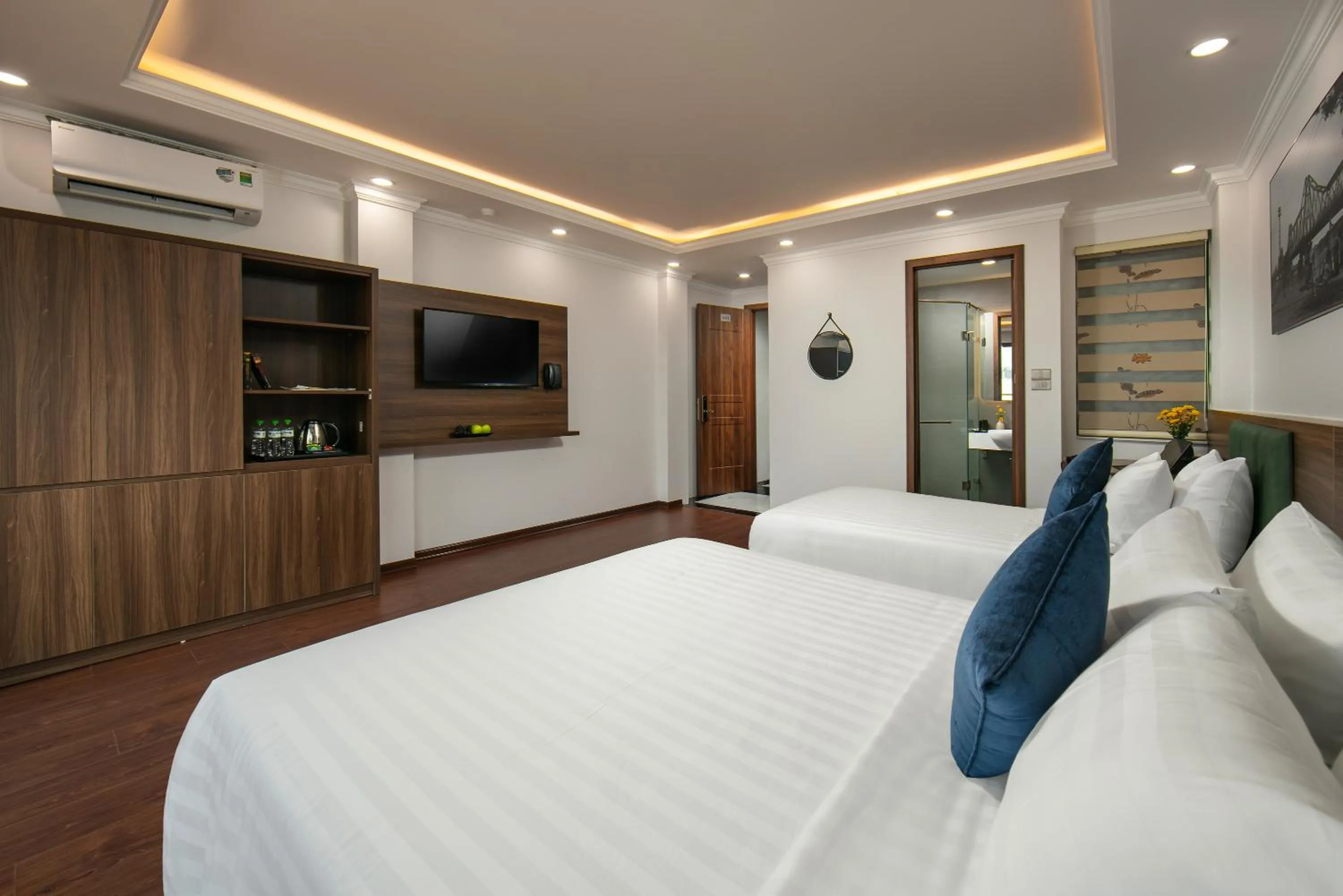 Bed in Hanoi Vacanza Premier Hotel