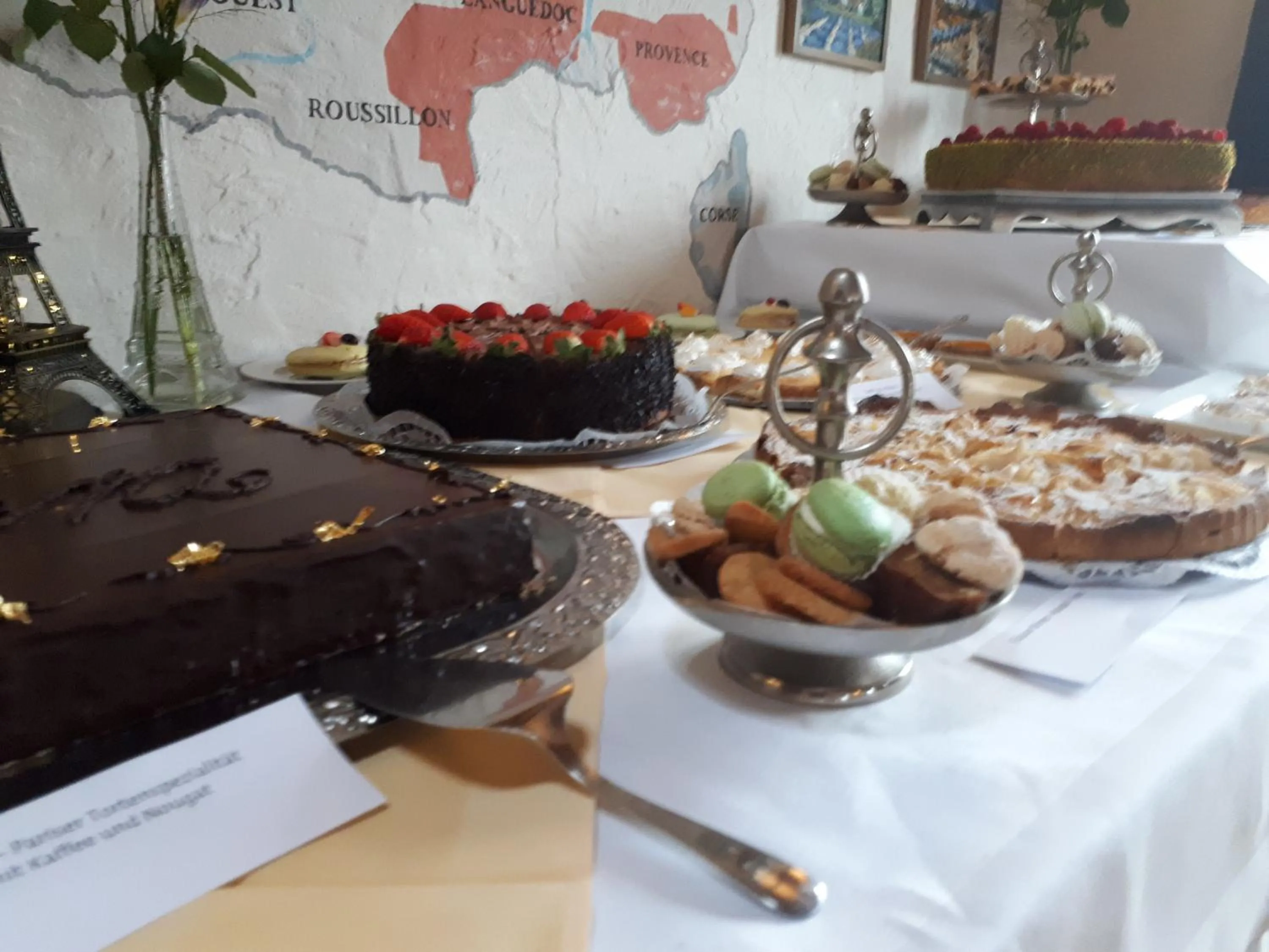 Food and drinks in Logis L Auberge Gutshof