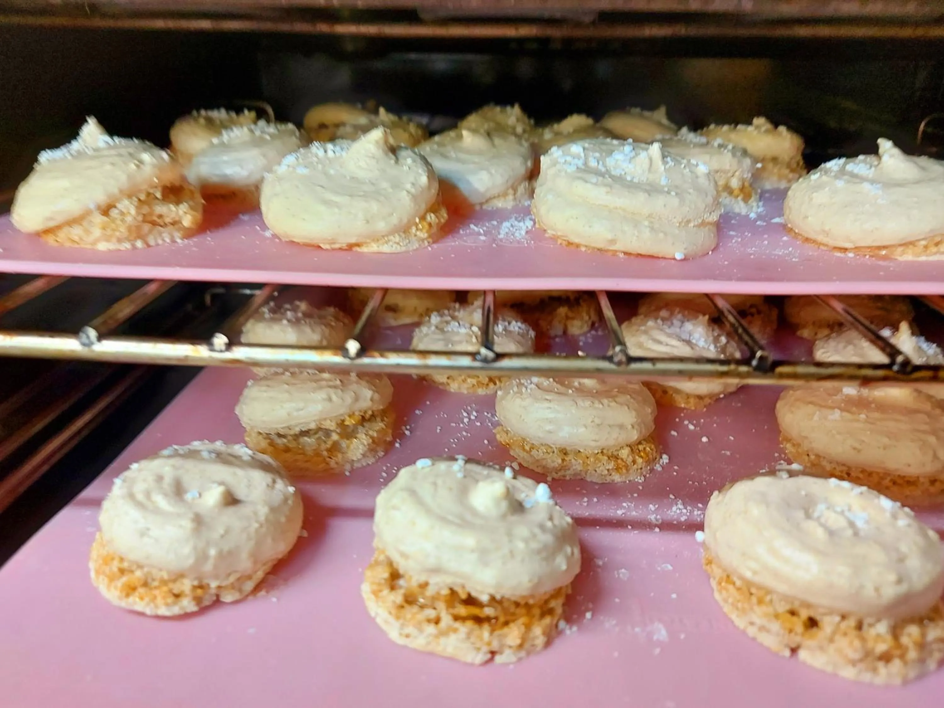 Food and drinks in Logis L Auberge Gutshof