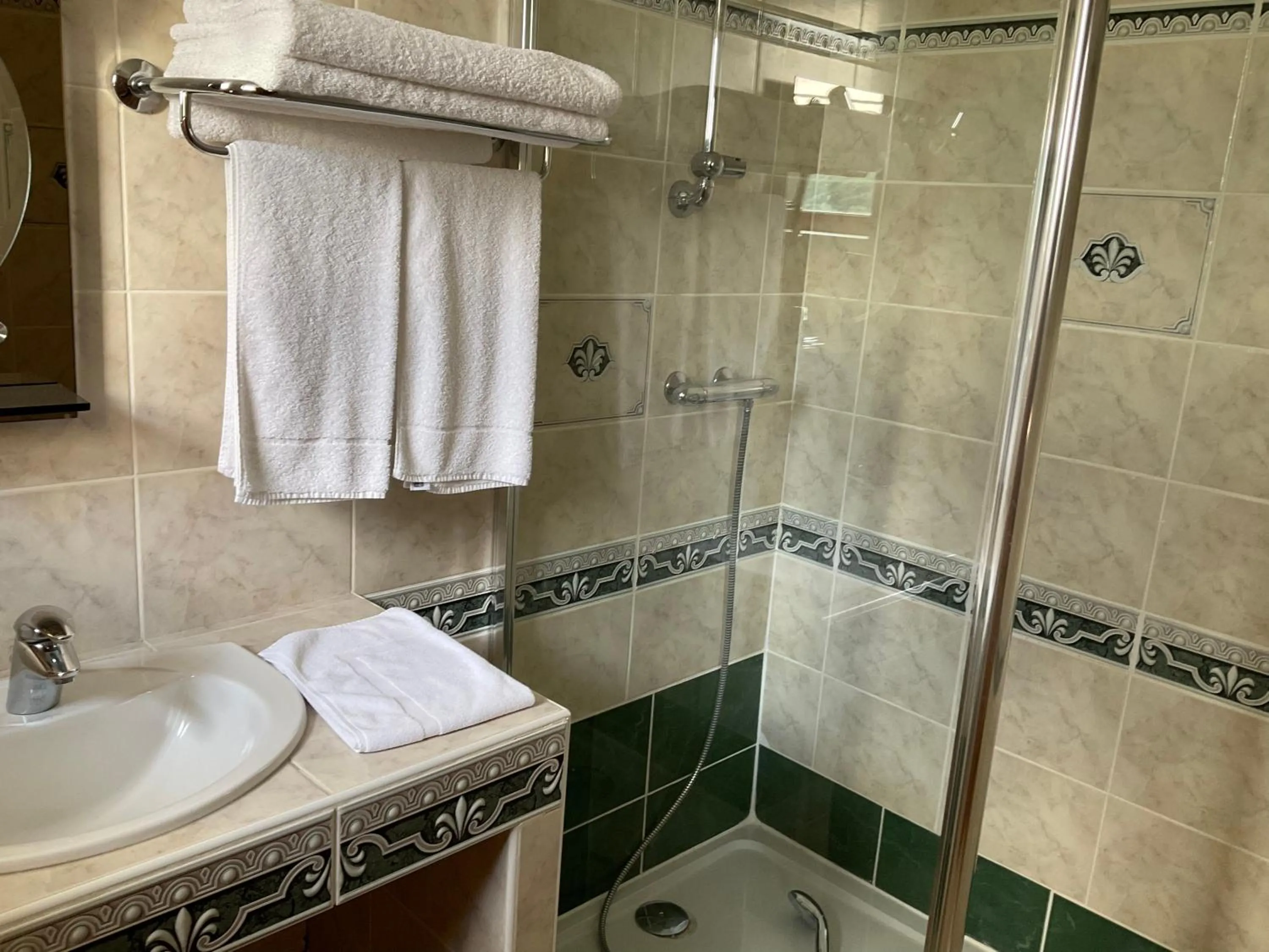 Bathroom in A l oree du bois
