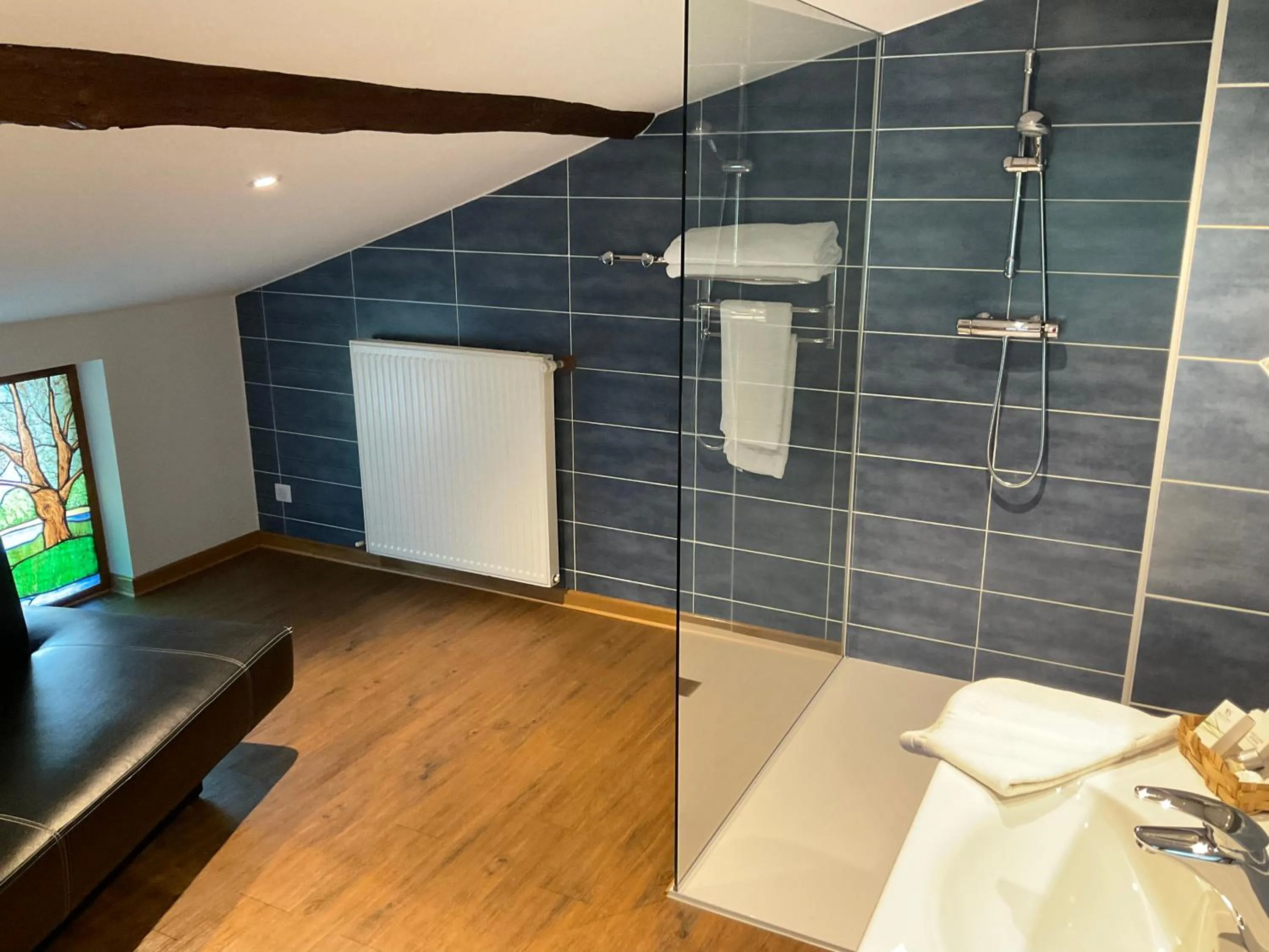 Bathroom in A l oree du bois