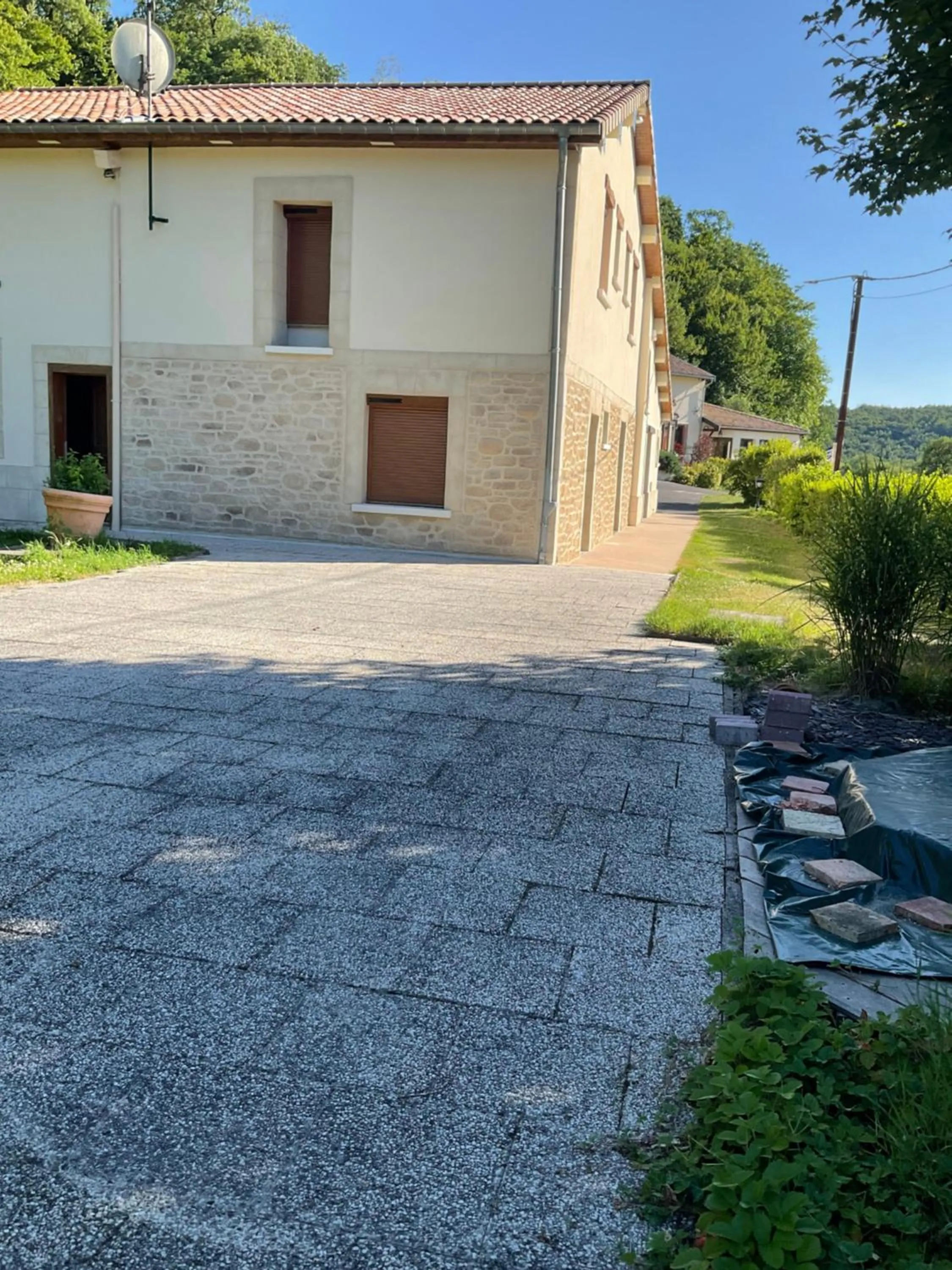 Property building in A l oree du bois