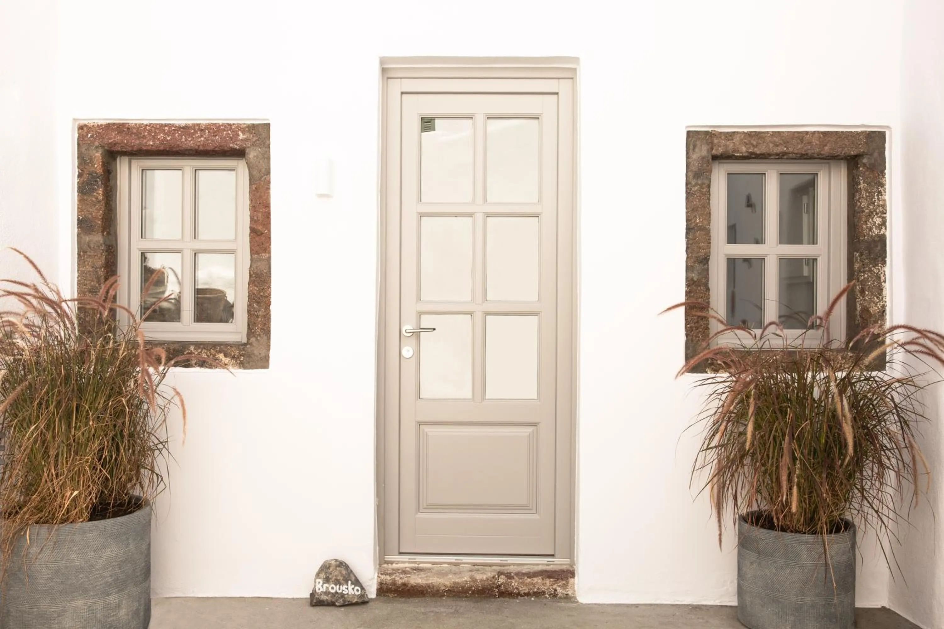 Photo of the whole room in Cydonia Caves