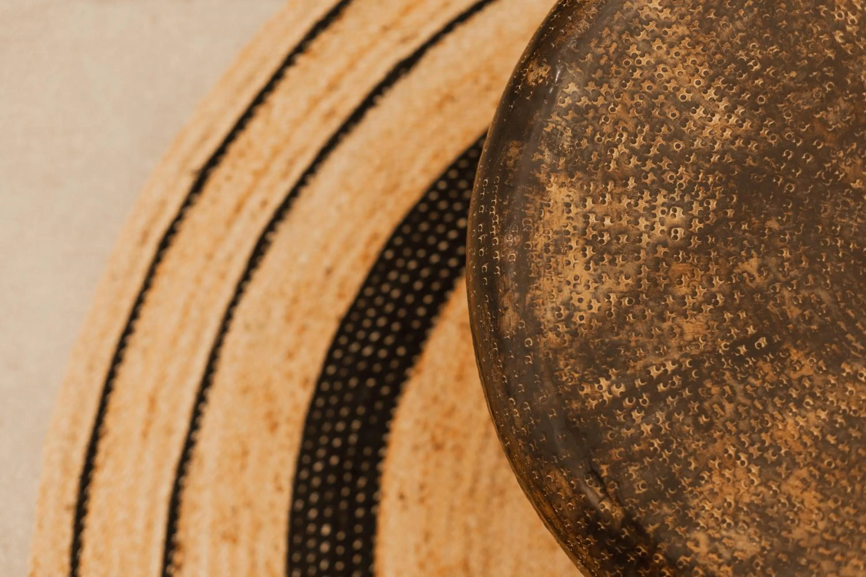 Decorative detail in Cydonia Caves