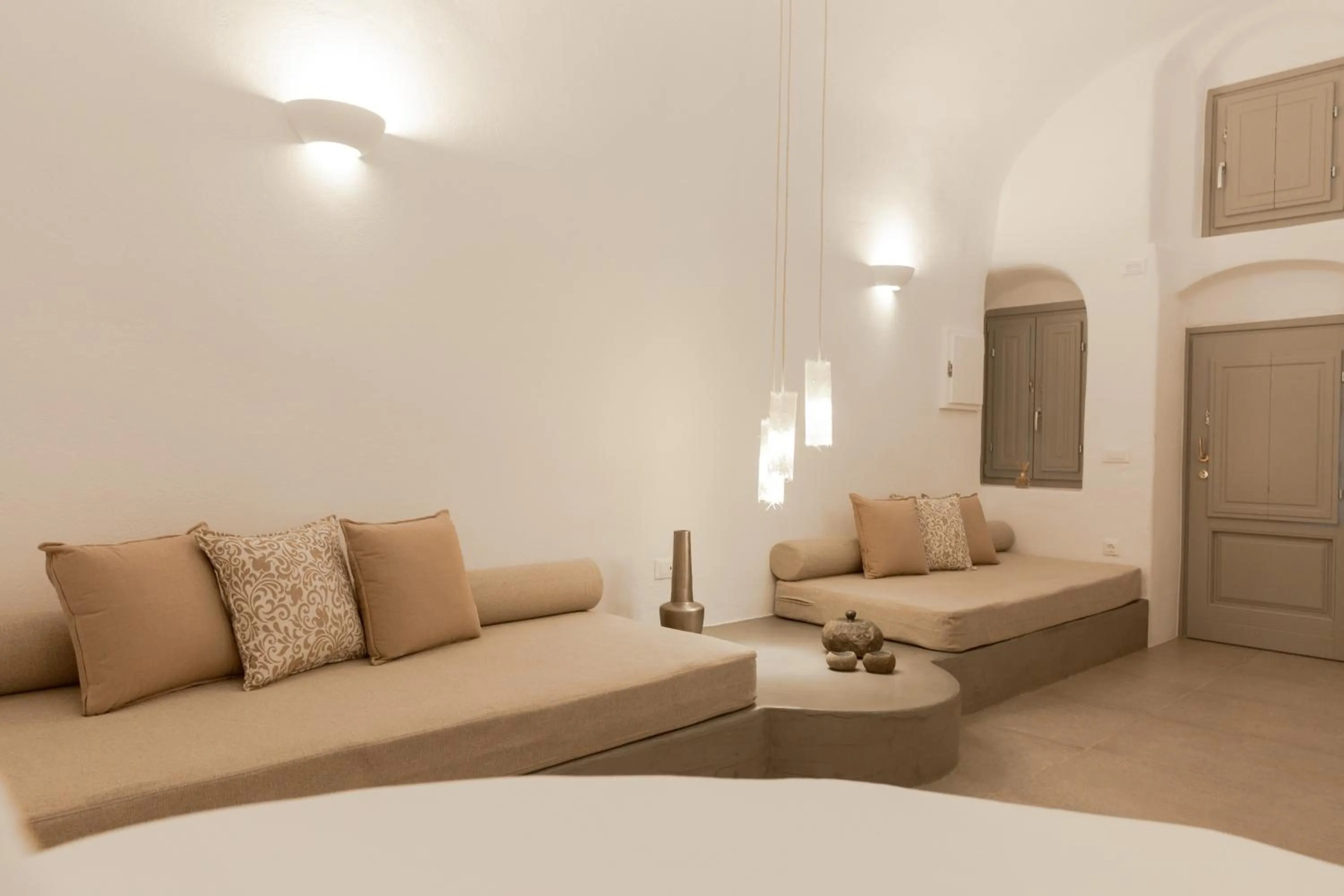 Living room in Cydonia Caves