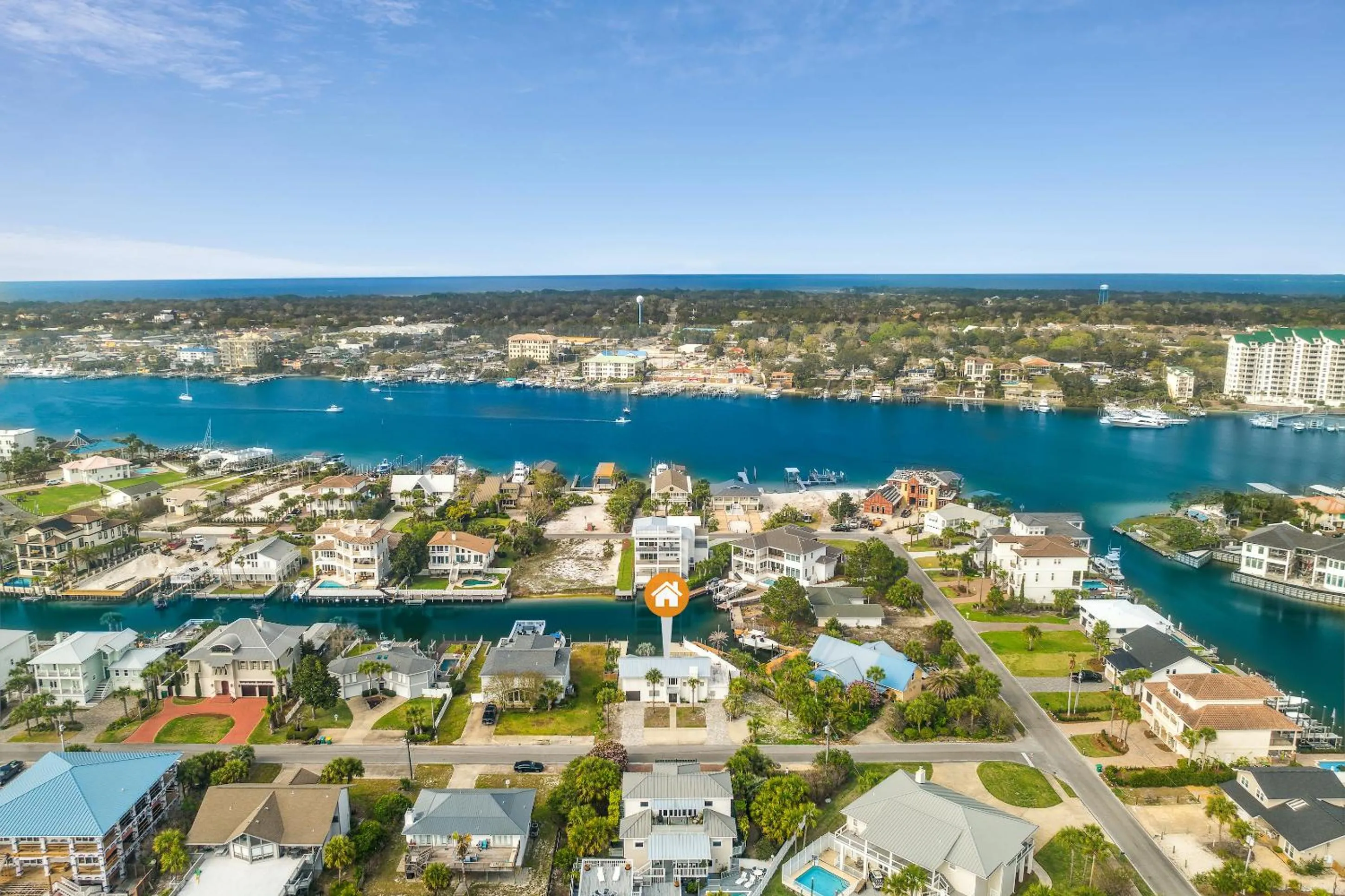 Neighbourhood in Destin Beach House - Happy Harbor House by Panhandle Getaways