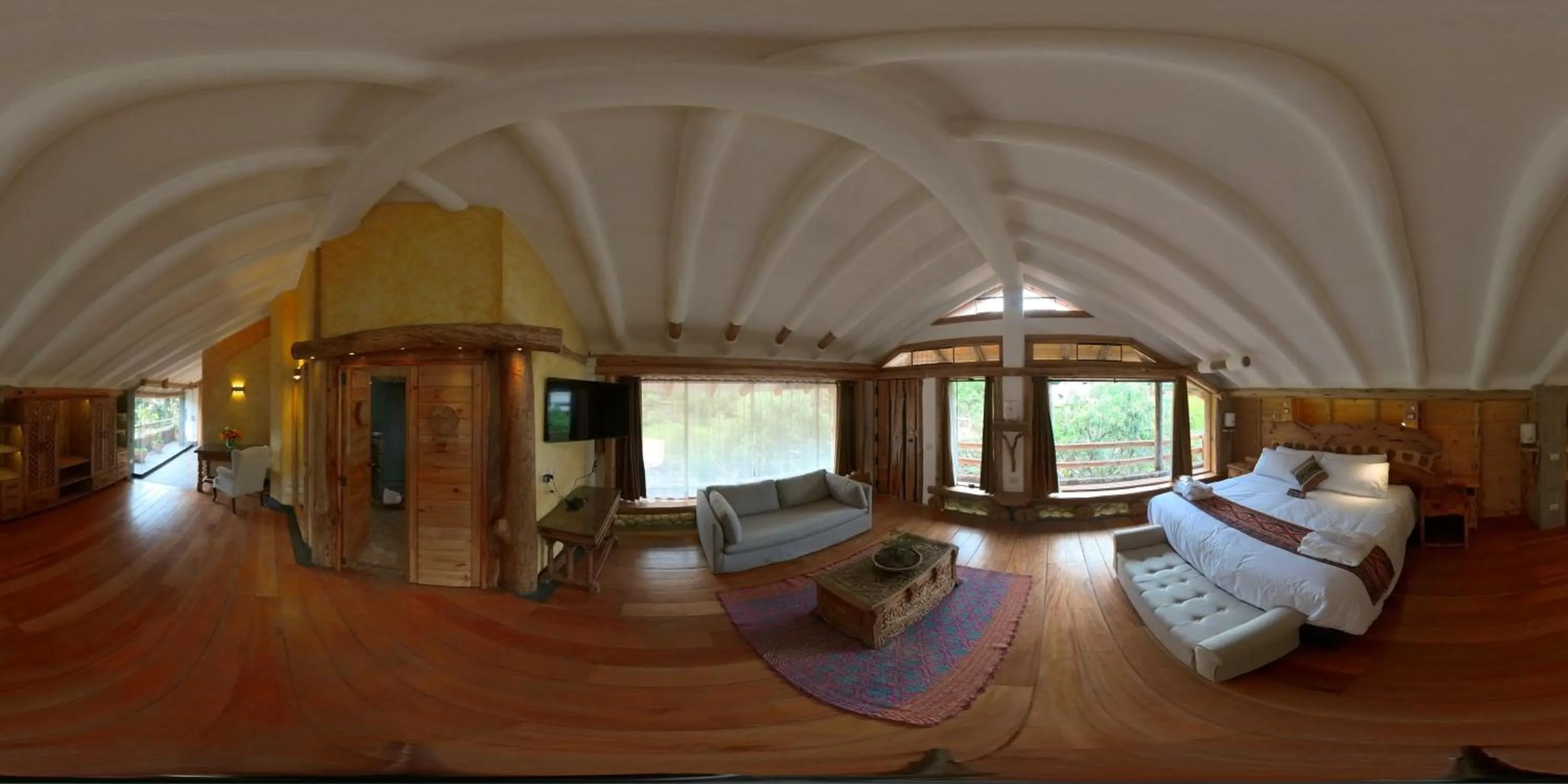 Photo of the whole room in CASA RAIZ Handmade House Luxury Stay