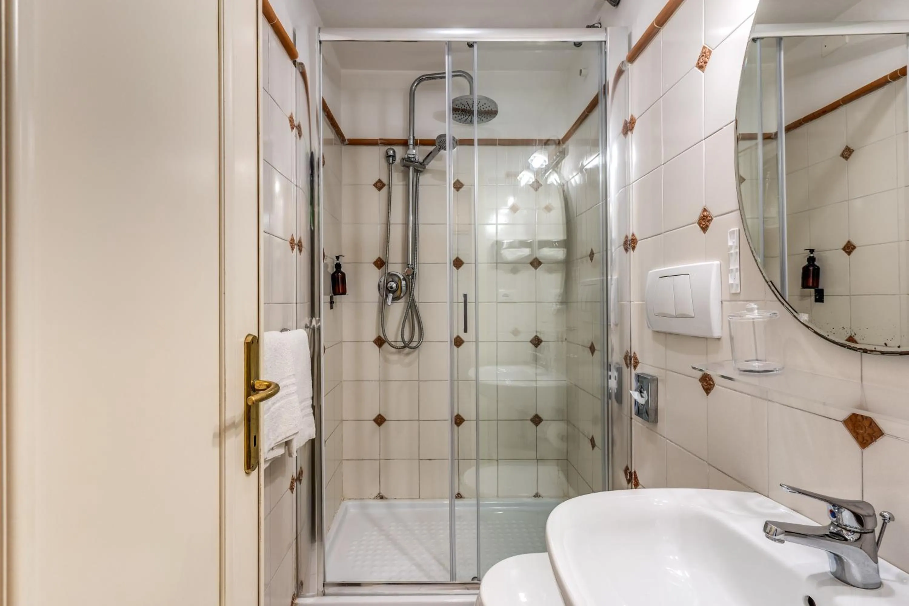 Hotel Emona Aquaeductus