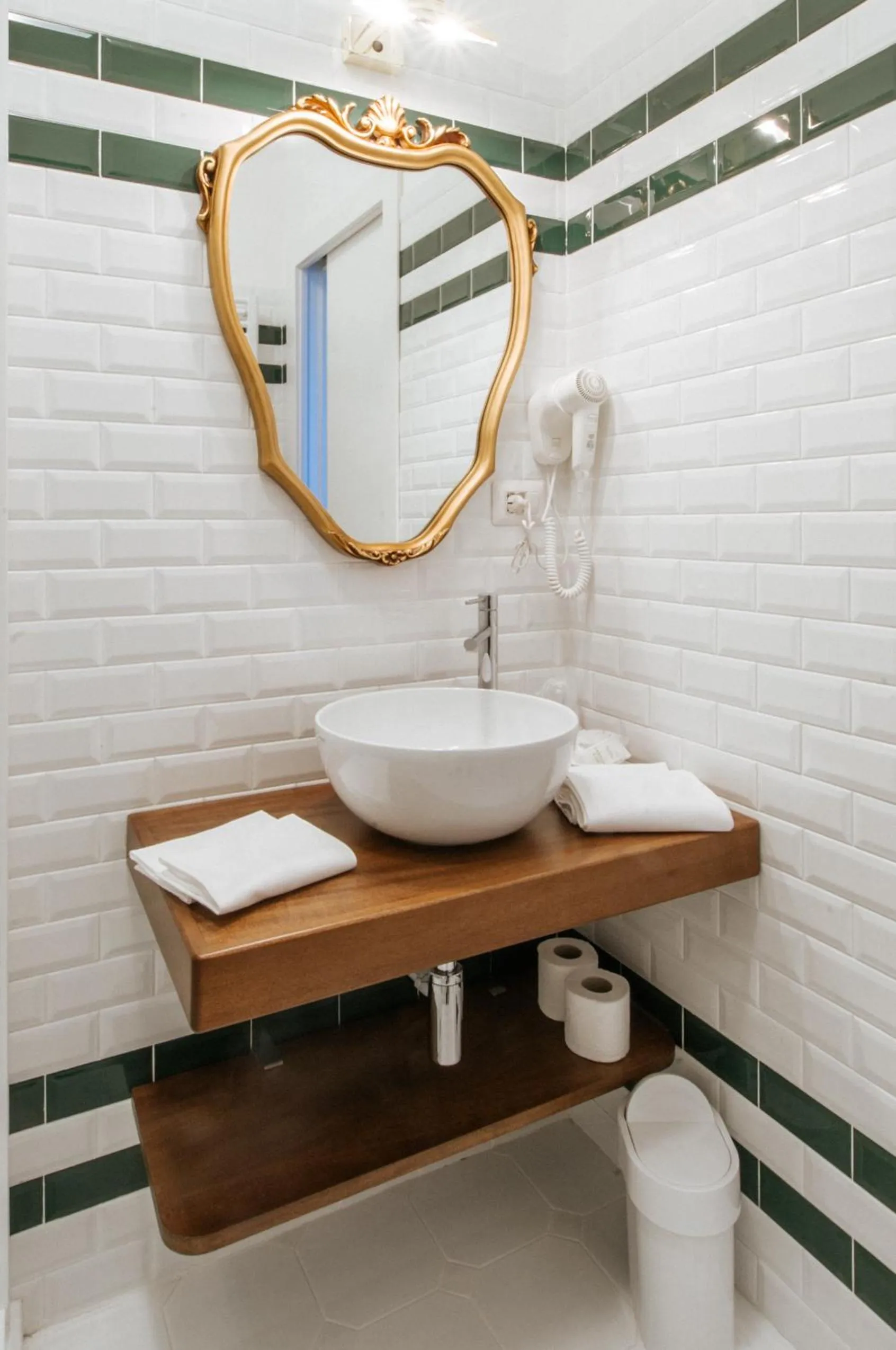 Bathroom in Hotel Aganoor