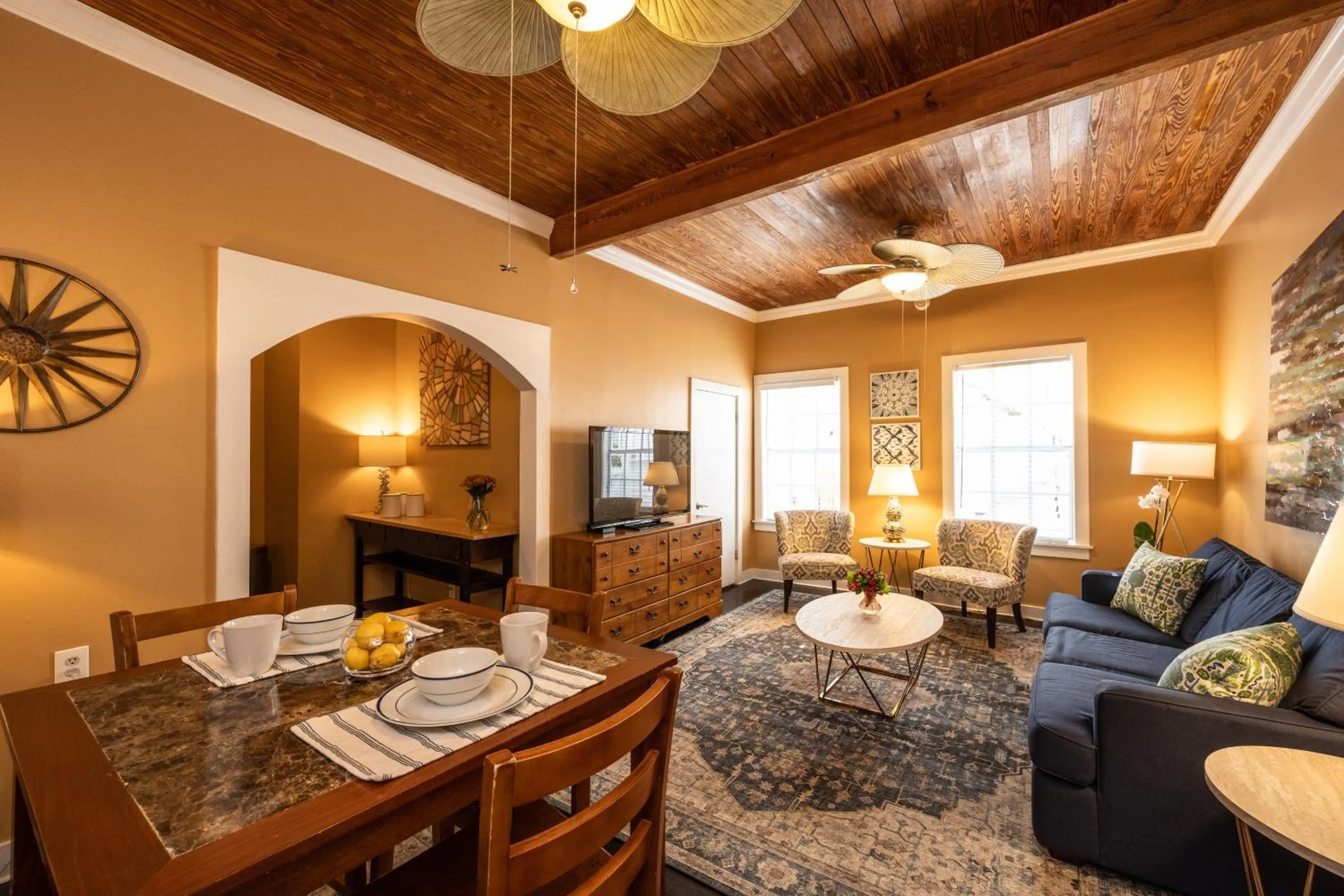  One Bedroom Queen Villa with Private Porch in Rose Lane Villas