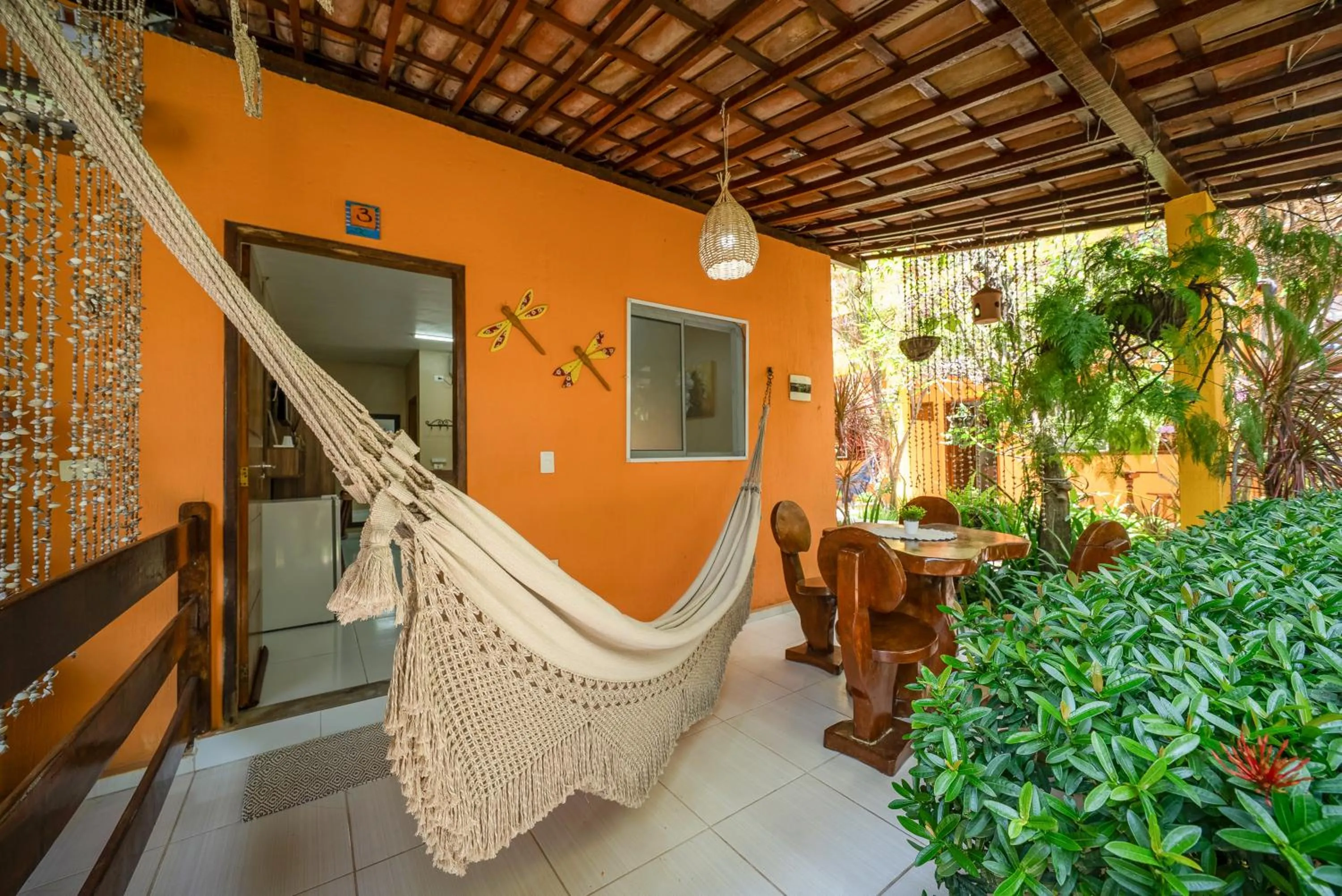 Patio in Pousada Som dos Pássaros