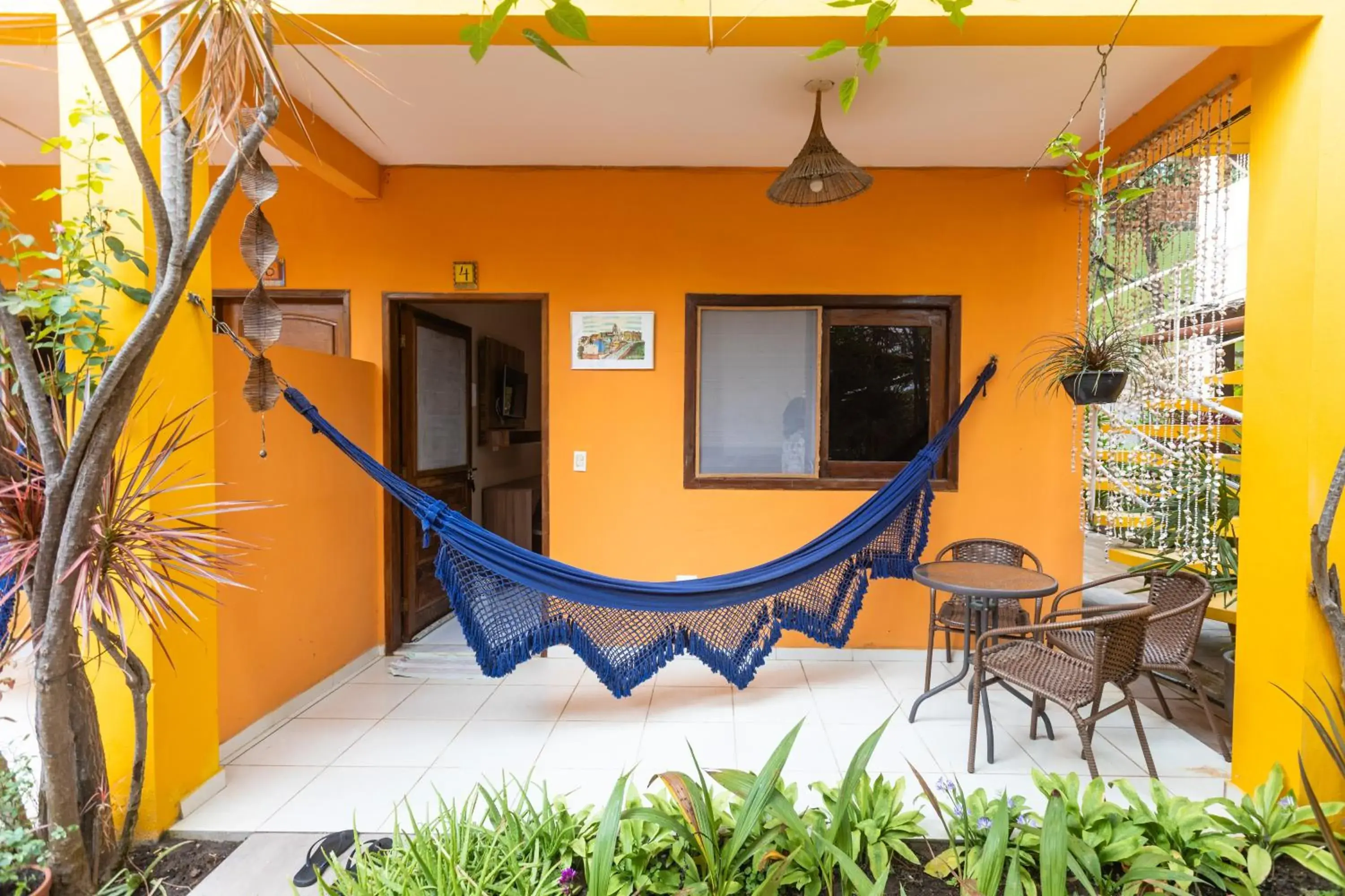 Triple Room with Balcony in Pousada Som dos Pássaros Triple Room with Balcony in Pousada Som dos Pássaros