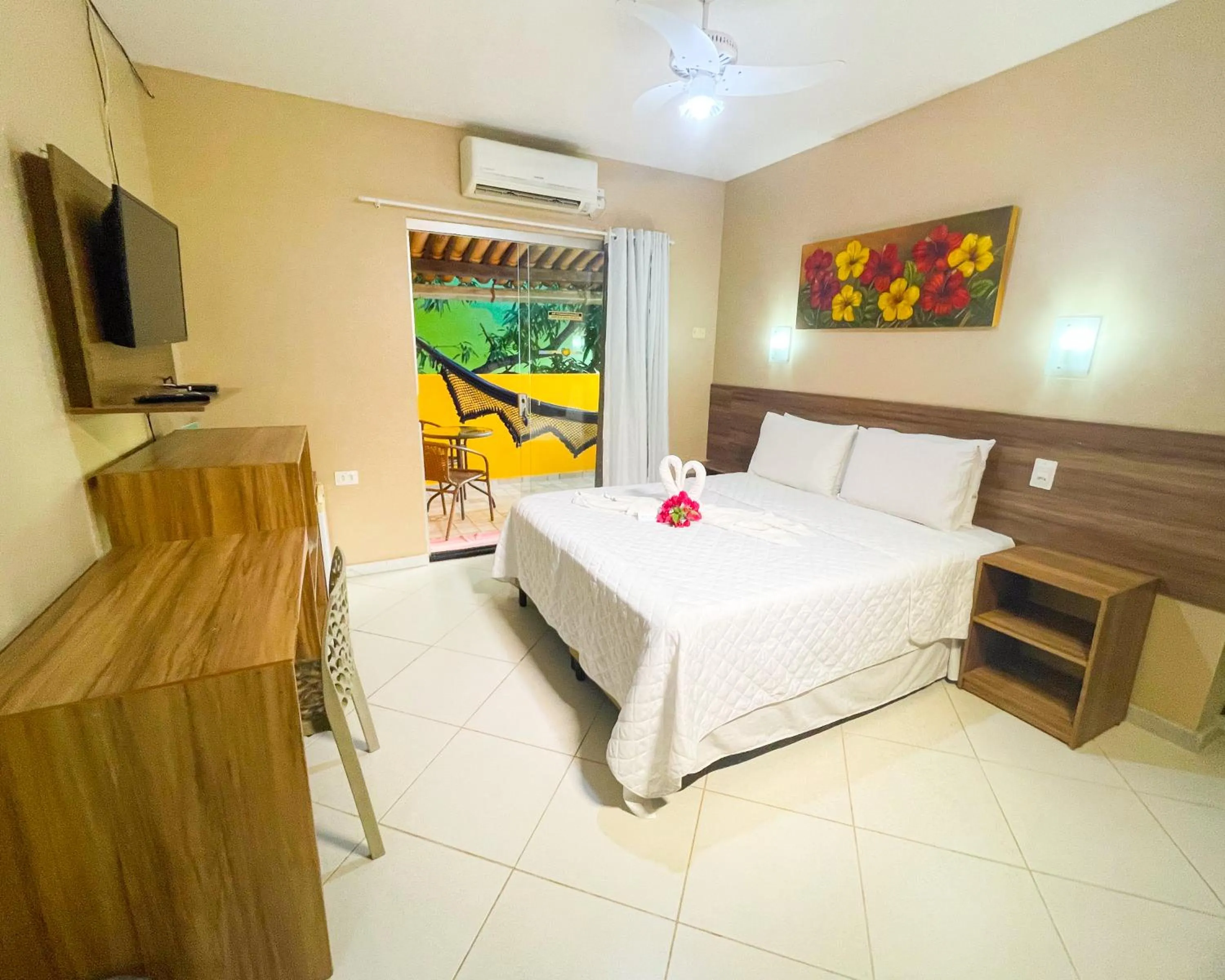 TV and multimedia, Bed in Pousada Som dos Pássaros