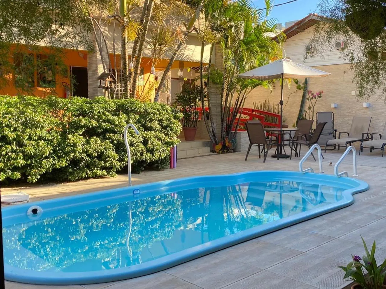 Pool view in Pousada Som dos Pássaros