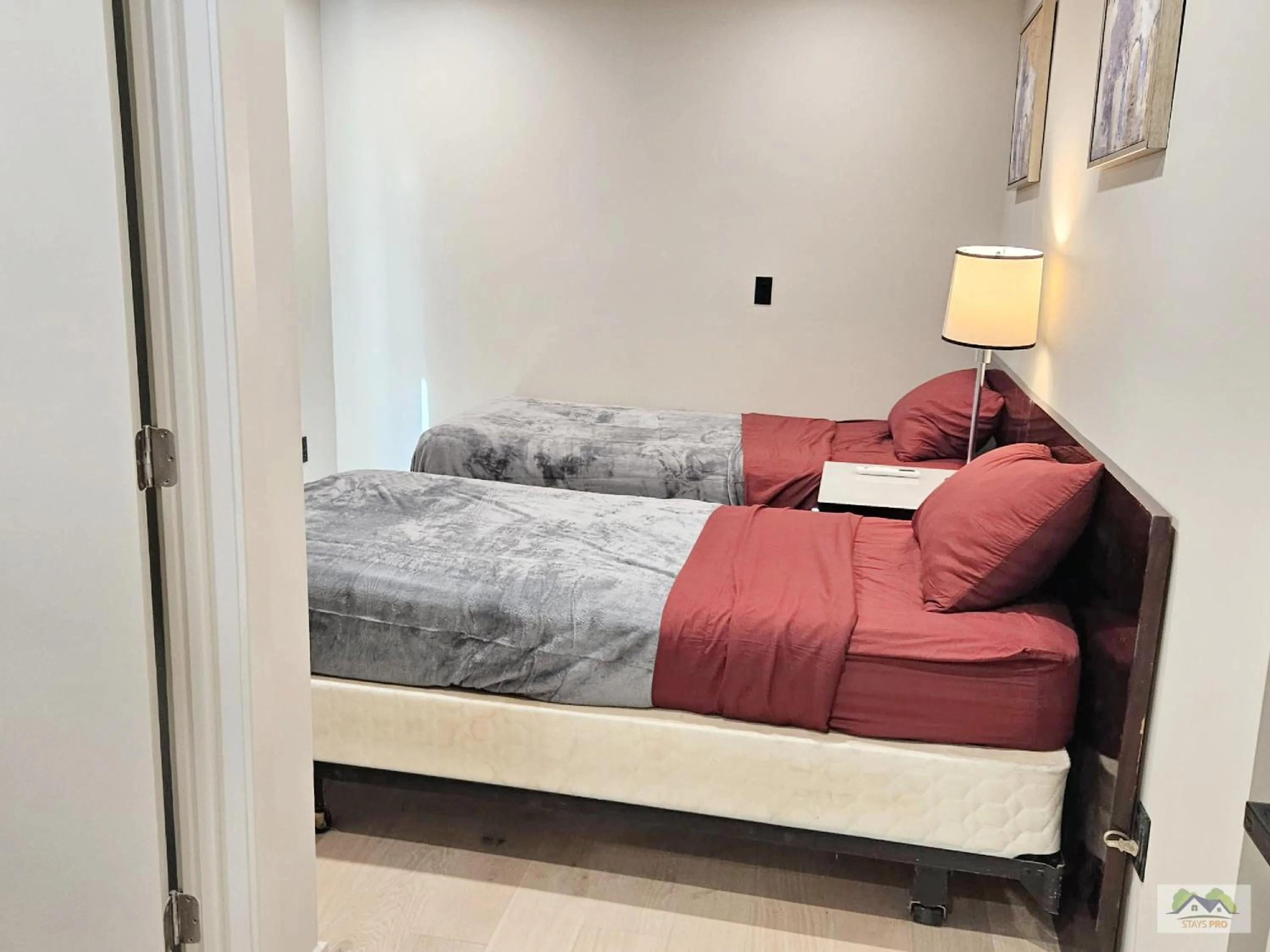 Bed in StaysPro - Cityscape Luxury Rental Homes in the Heart of Los Angeles