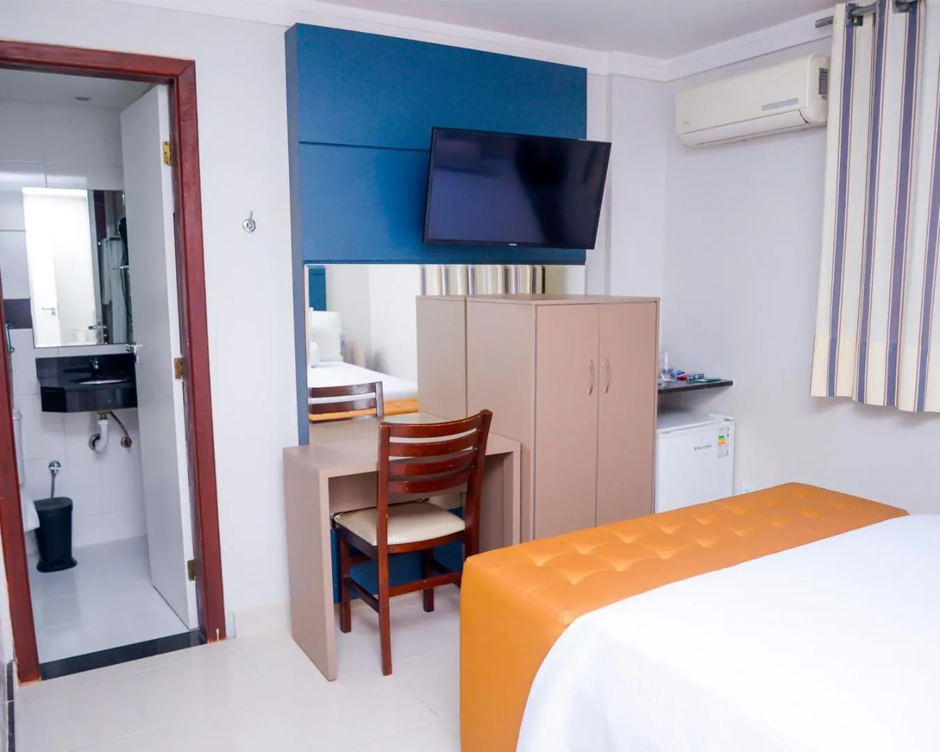 Bed in Hotel Sempre Executive