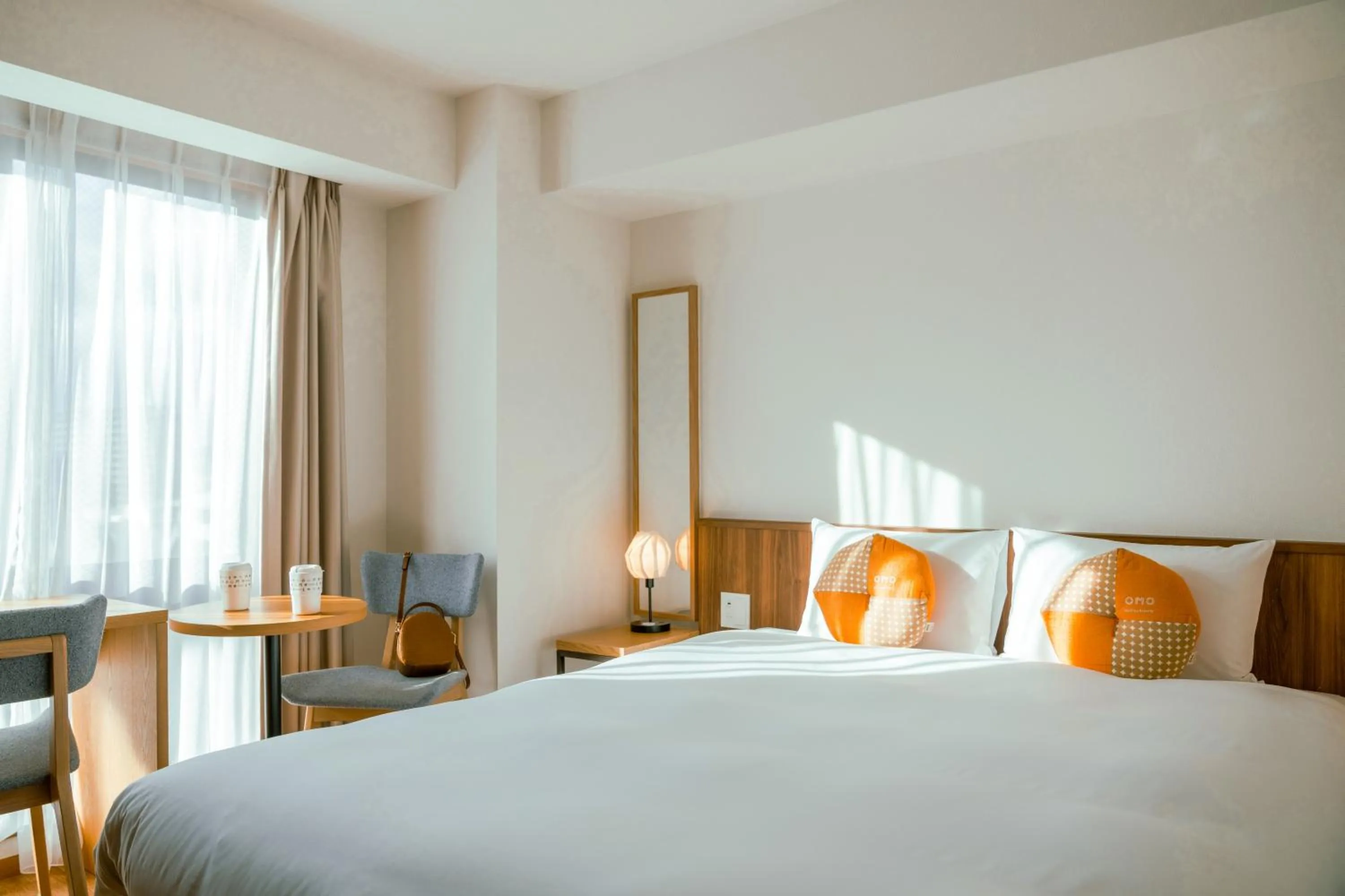 Photo of the whole room, Bed in OMO5 Kyoto Sanjo by Hoshino Resorts
