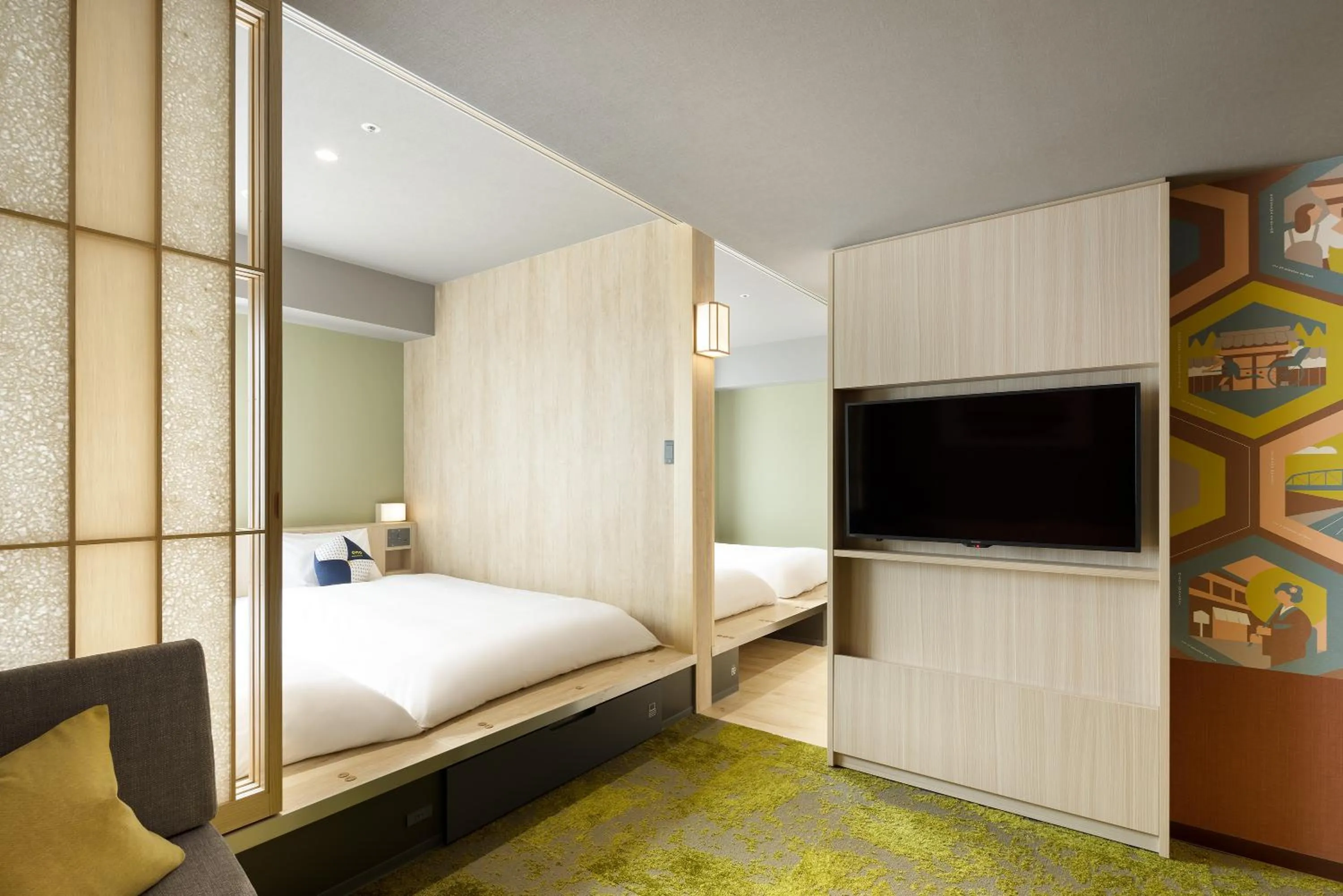 Photo of the whole room, Bed in OMO5 Kanazawa Katamachi by Hoshino Resorts