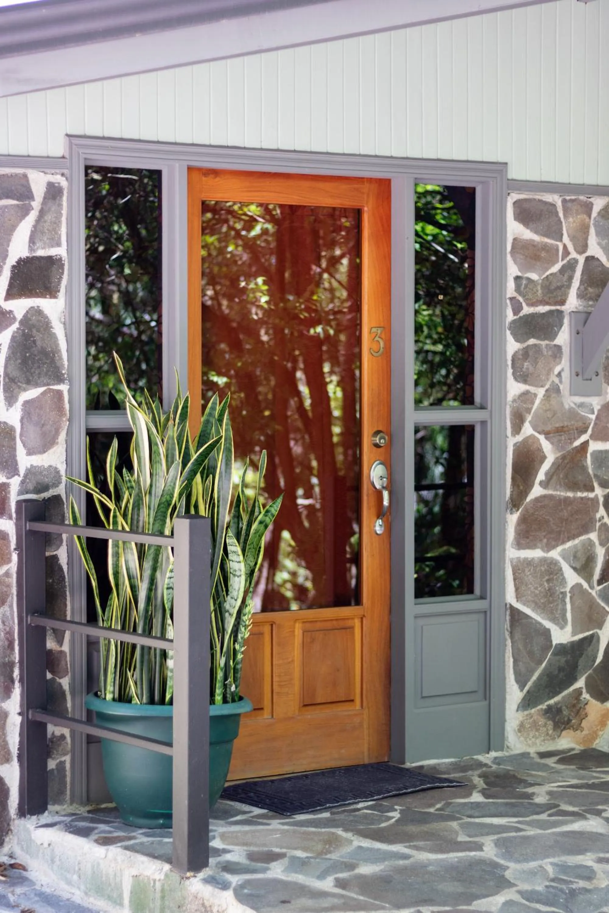 Facade/entrance in Los Pinos Cabins & Reserve