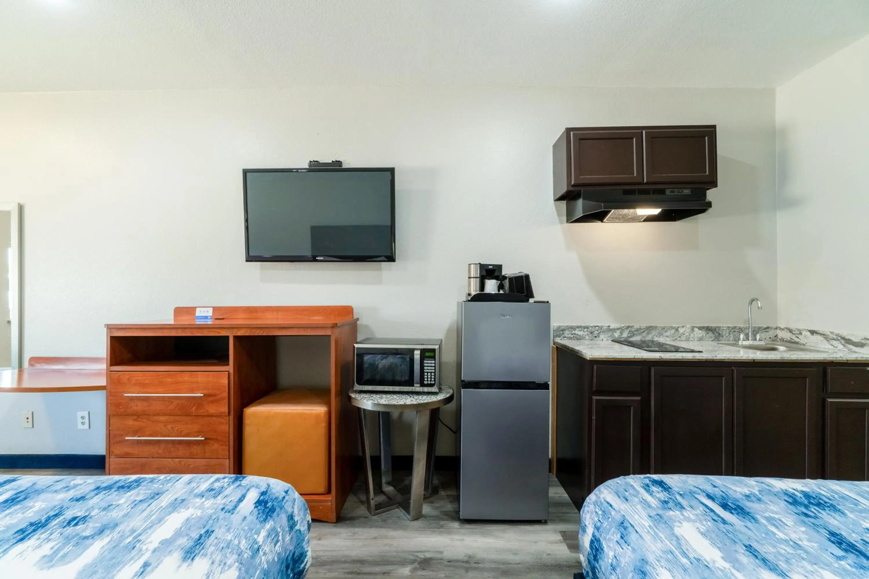 Bedroom, Bed in Atria Extended Stays By OYO Jourdanton