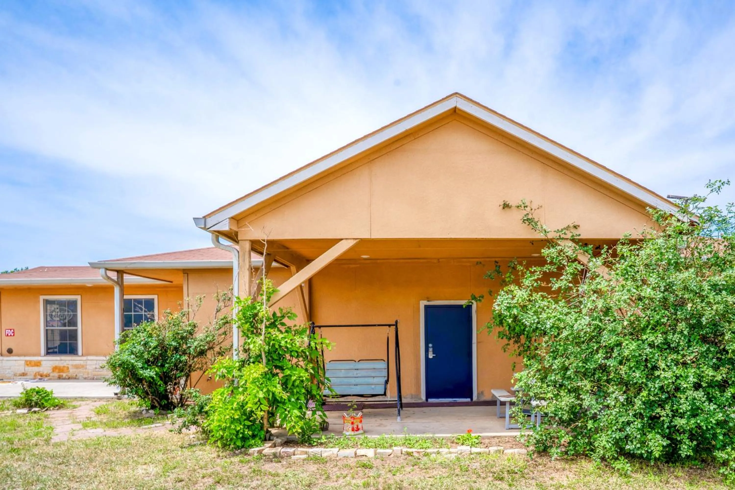 Property building in Atria Extended Stays By OYO Jourdanton