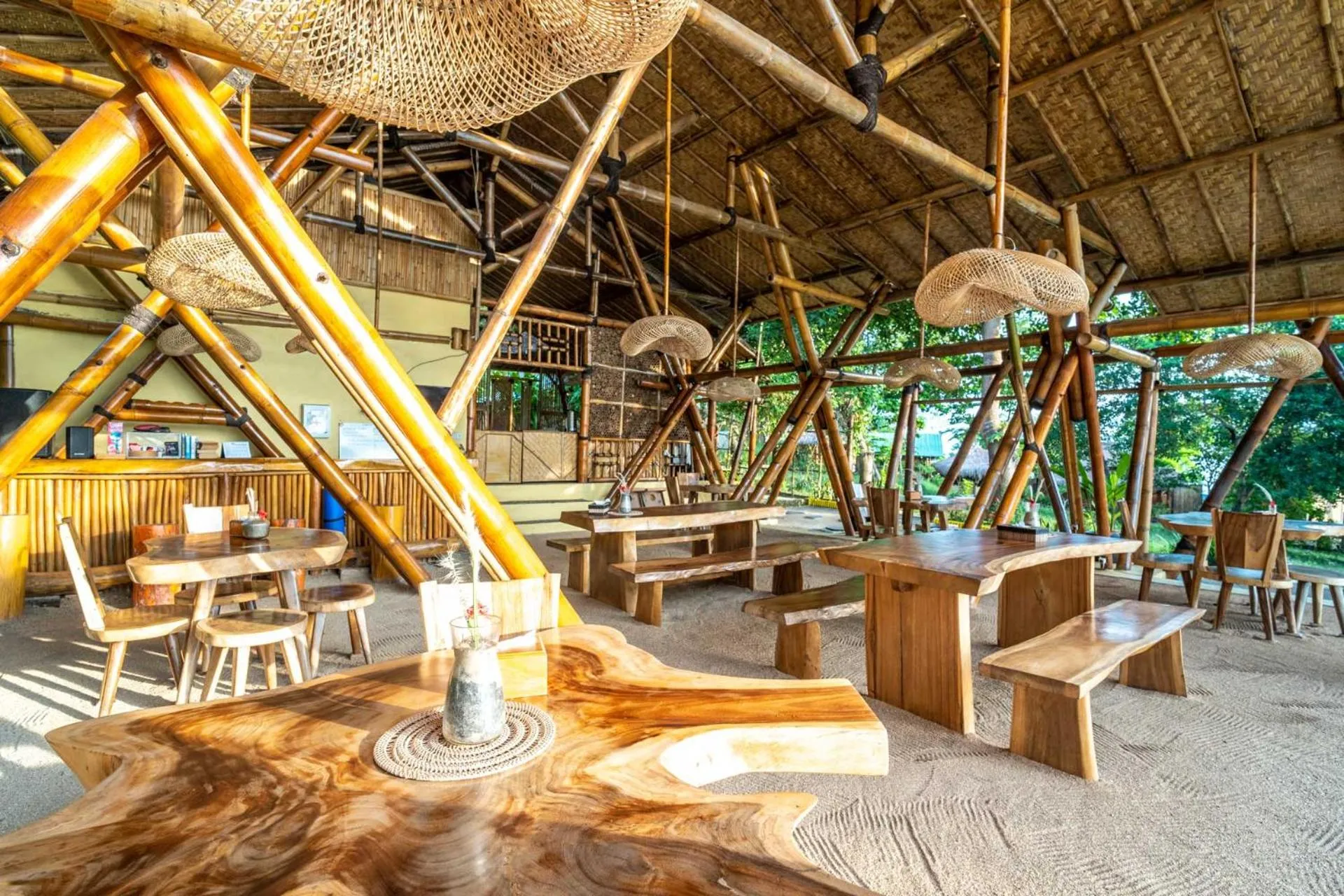 Restaurant/places to eat in Catappa Village Lombok