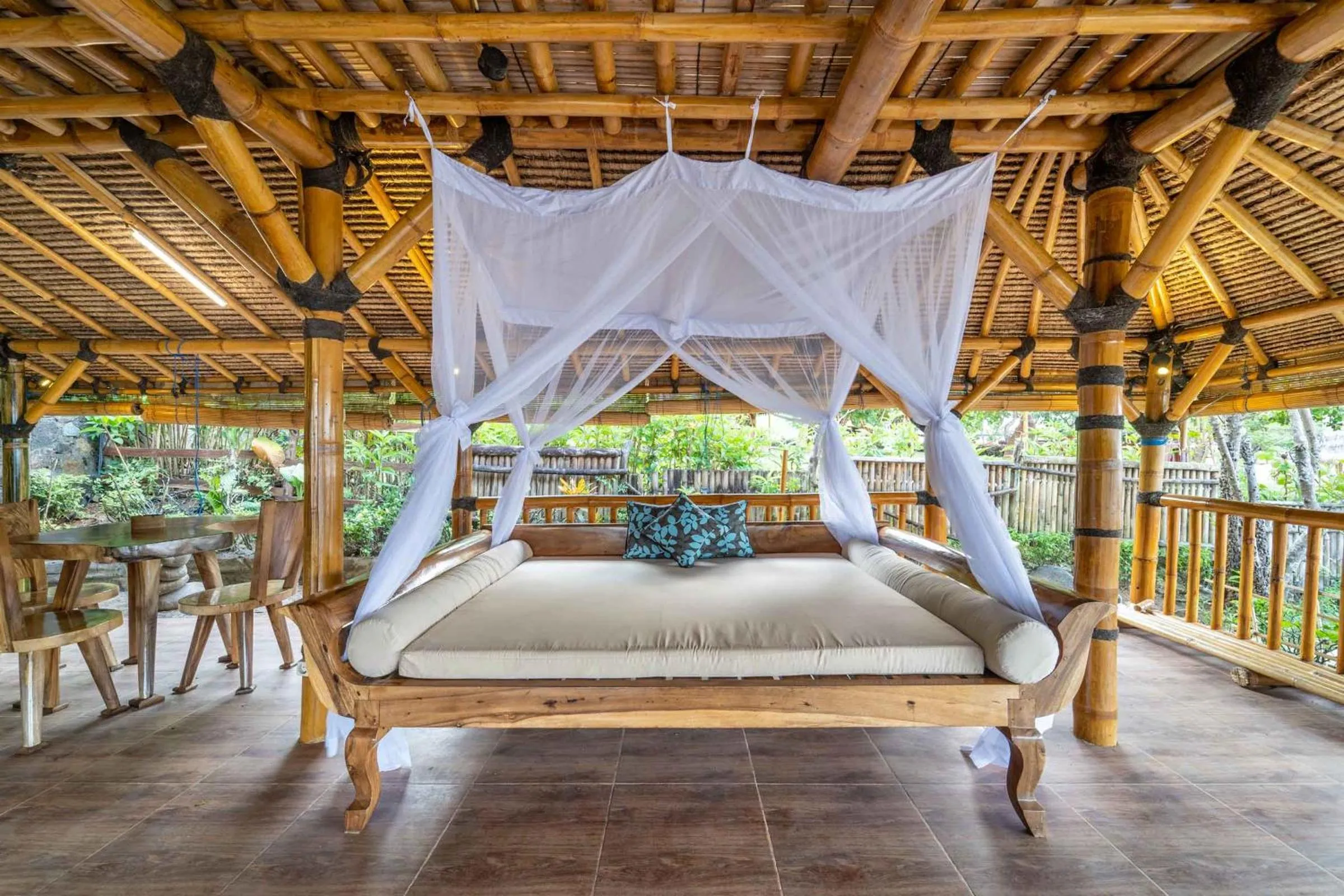 Living room, Bed in Catappa Village Lombok