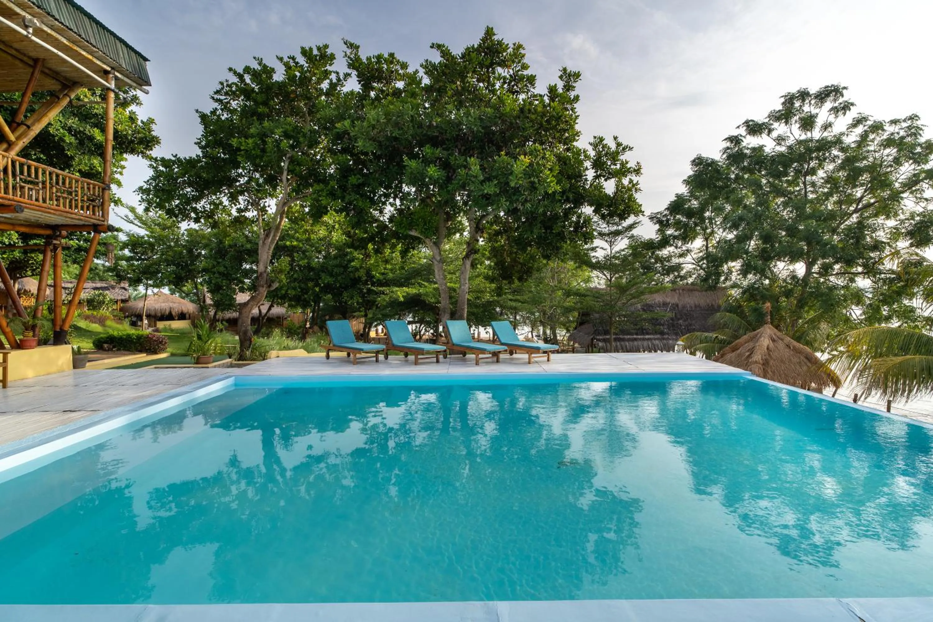 Swimming pool in Catappa Village Lombok