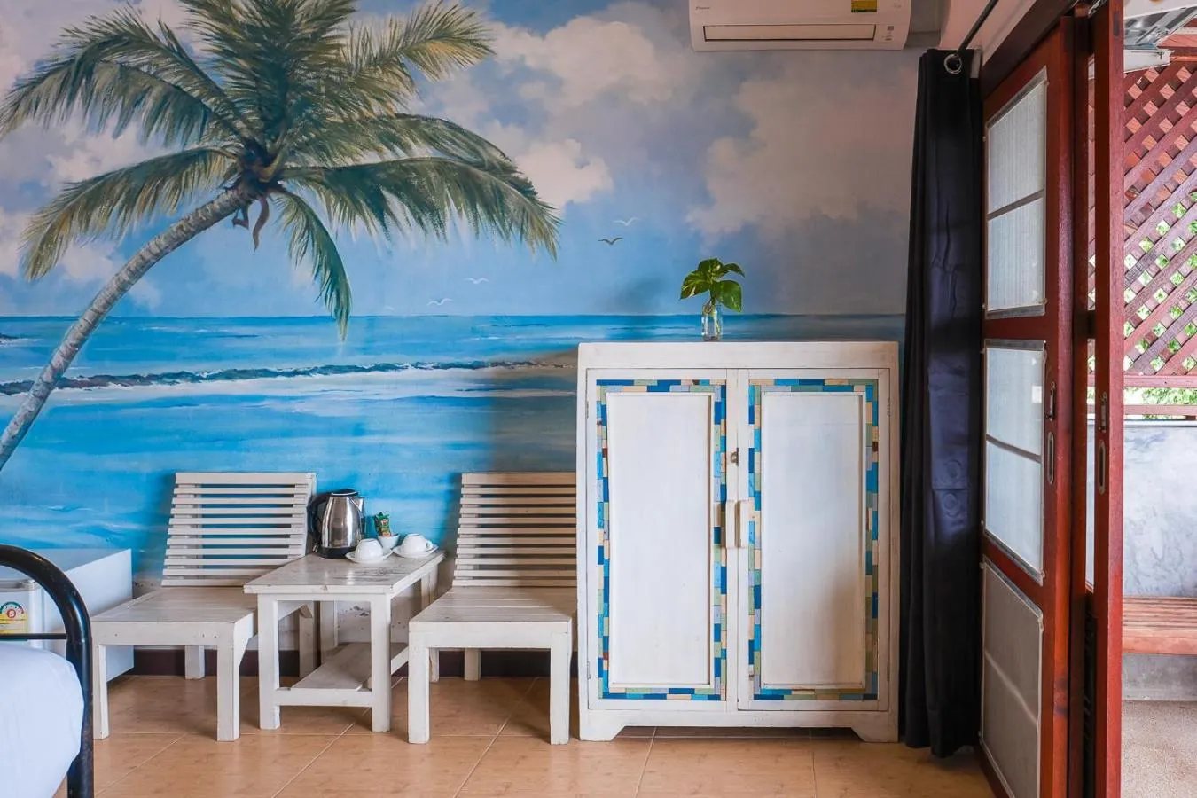 Seating area in Hydronauts Diving Resort - Koh Tao