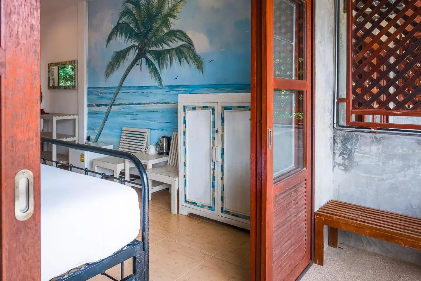 Deluxe Double Room with Balcony in Hydronauts Diving Resort - Koh Tao Deluxe Double Room with Balcony in Hydronauts Diving Resort - Koh Tao