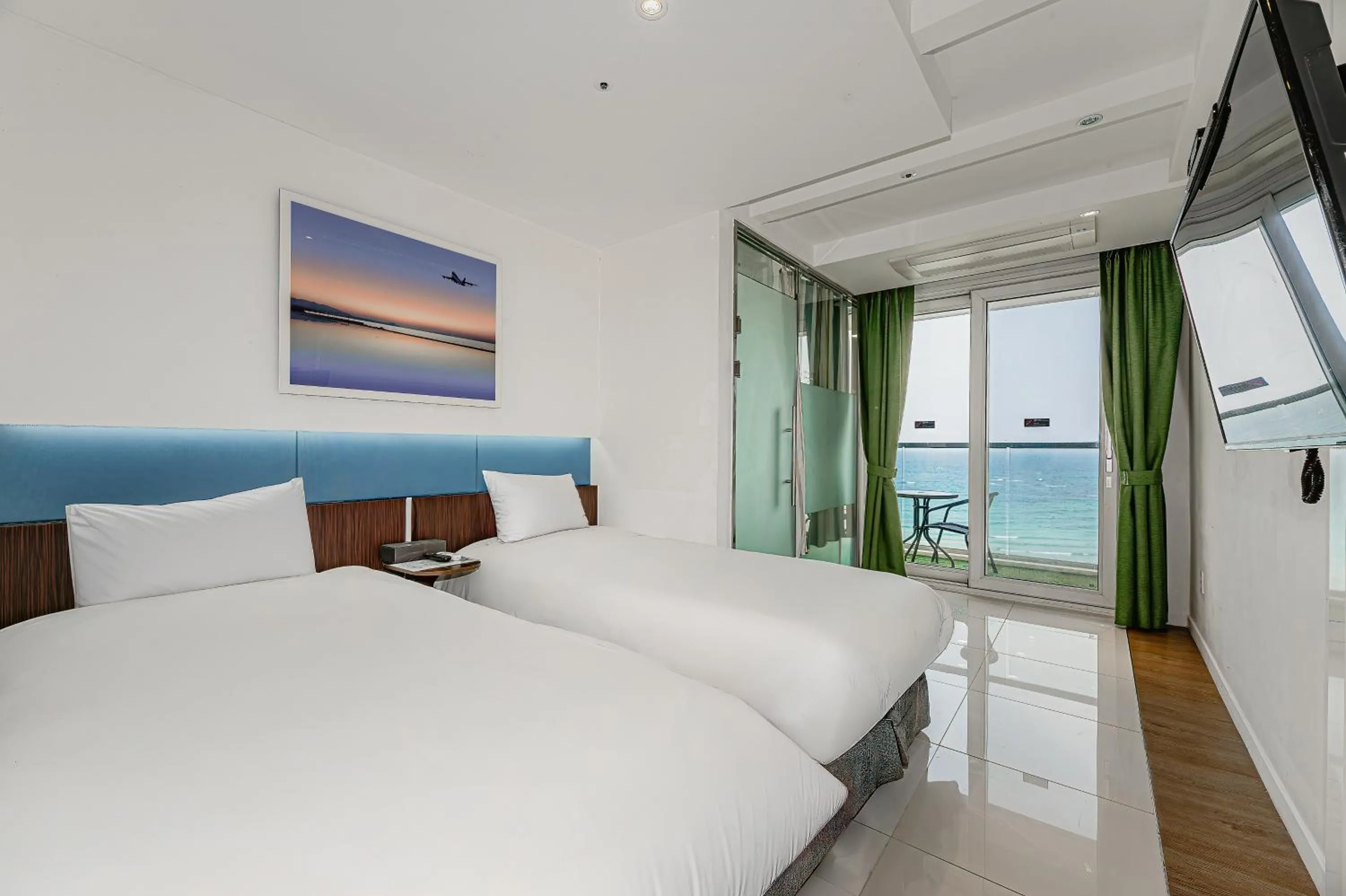 Bed in Hamdeok Beach Stay Jeju