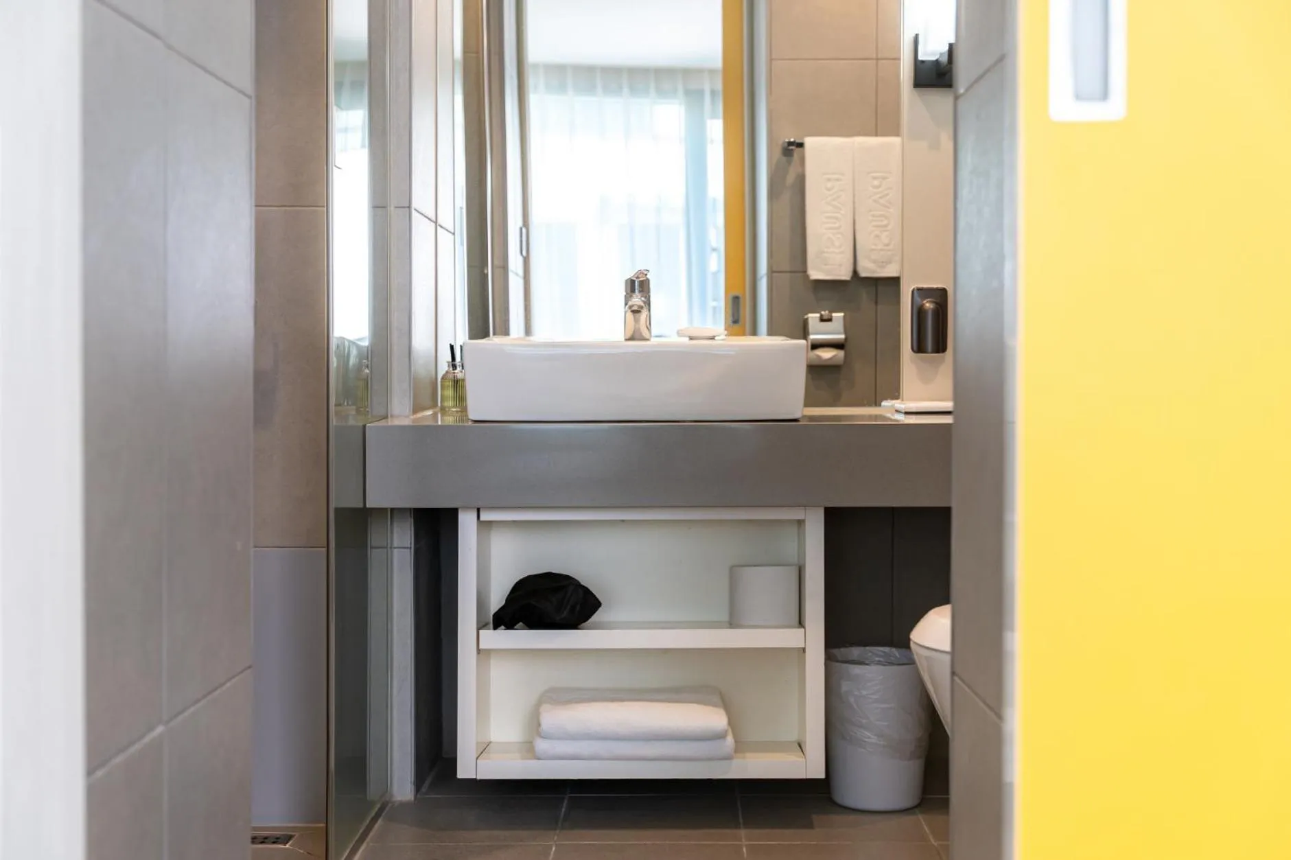 Seogwipo Hills Hotel